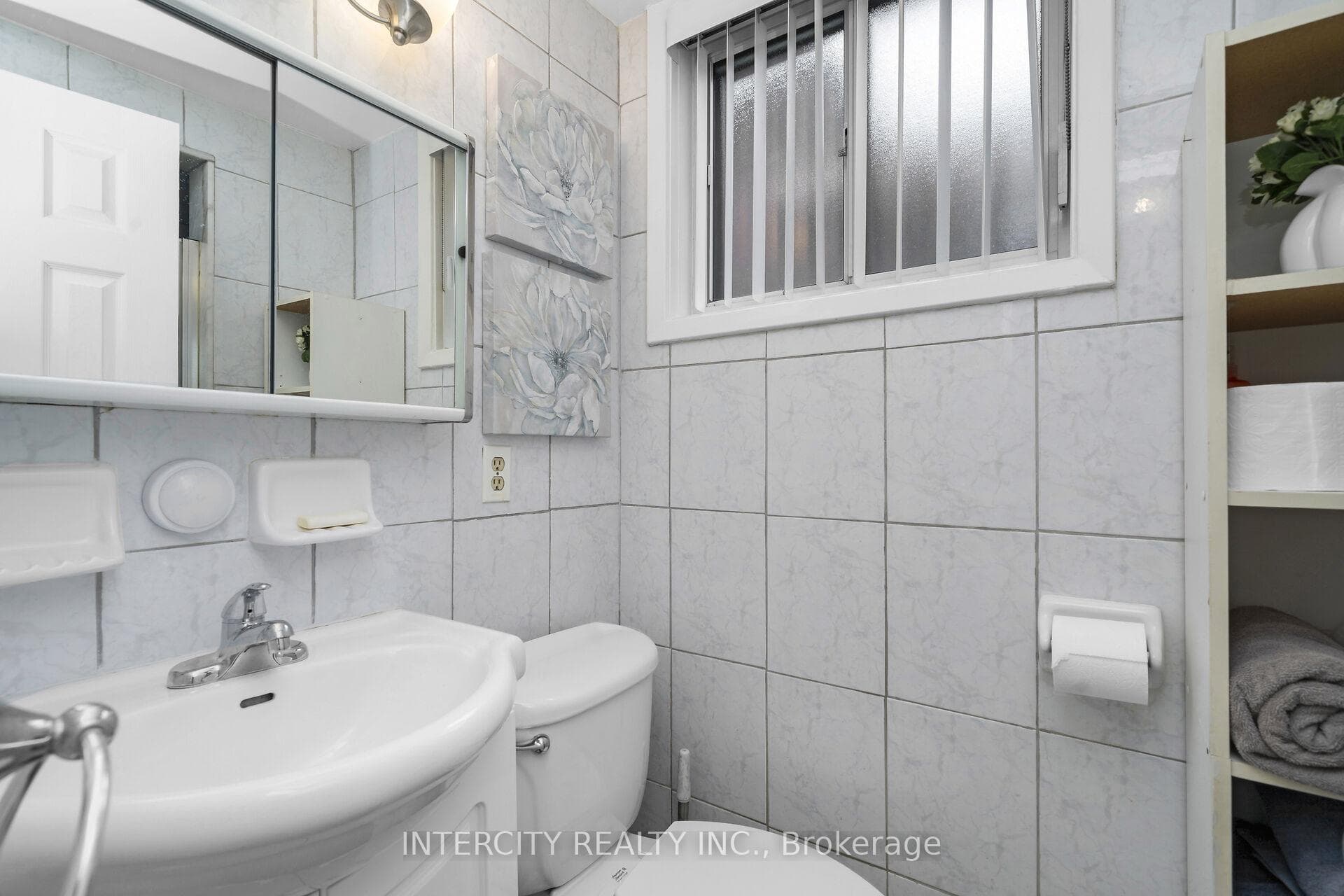 7279 Vernor Drive photo 23