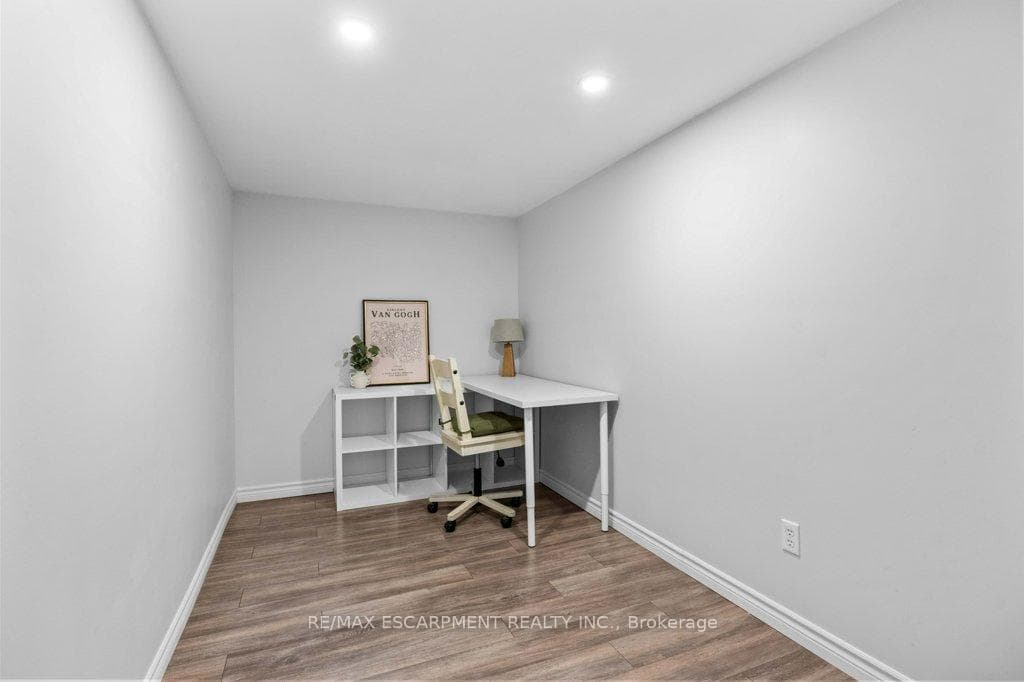 11 Garwood Avenue photo 25