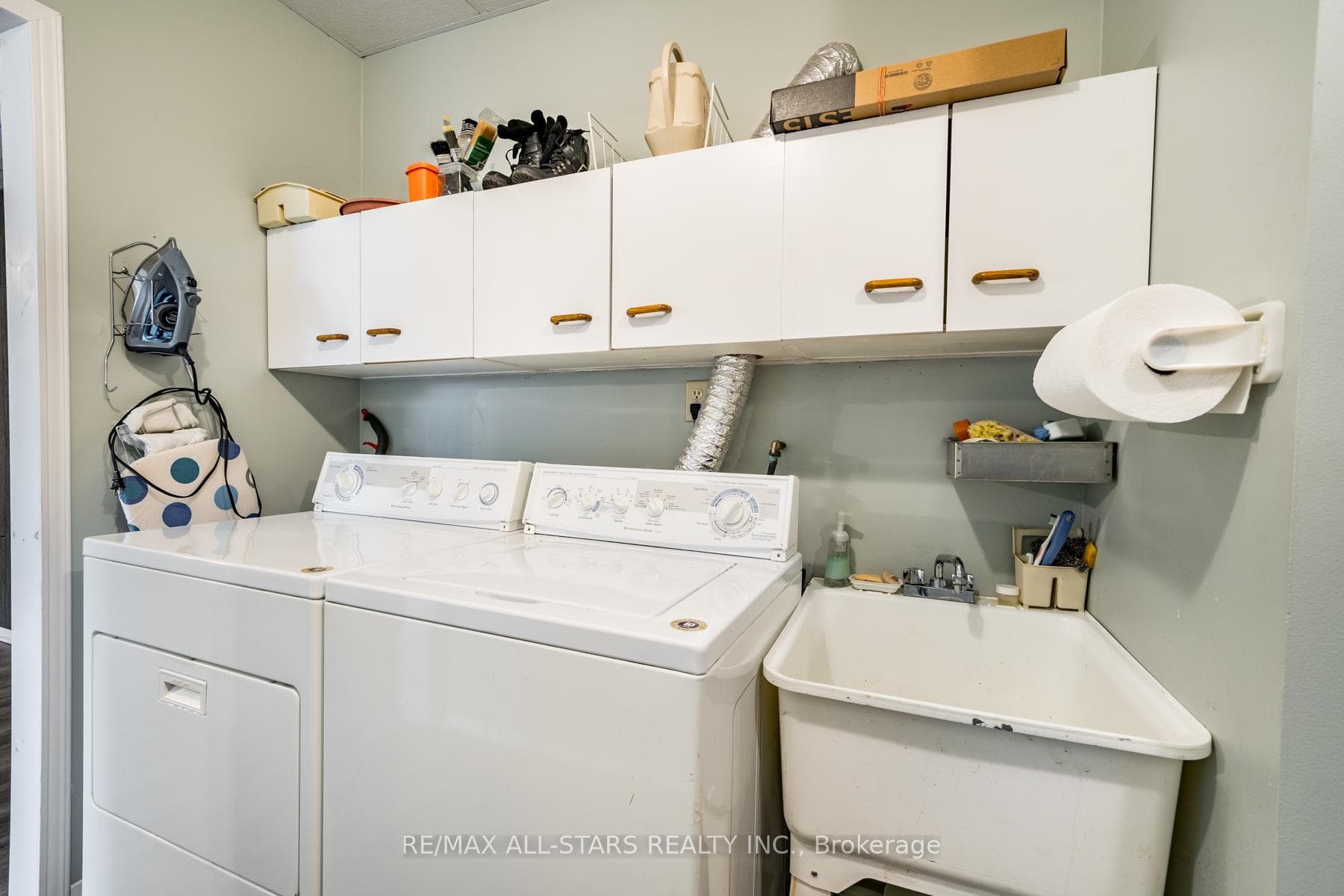 81 Orchard Road photo 28
