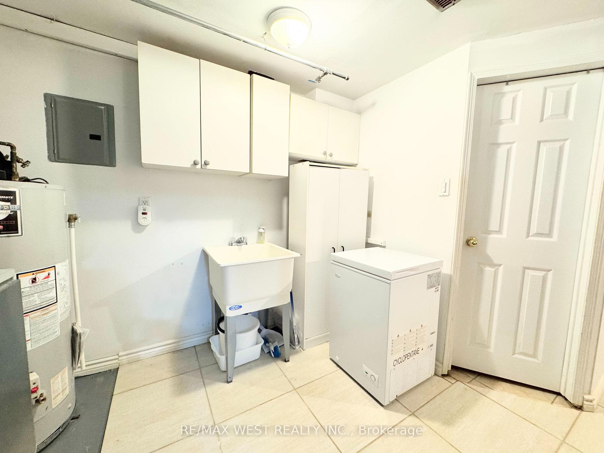 10 Hardcastle Court photo 27