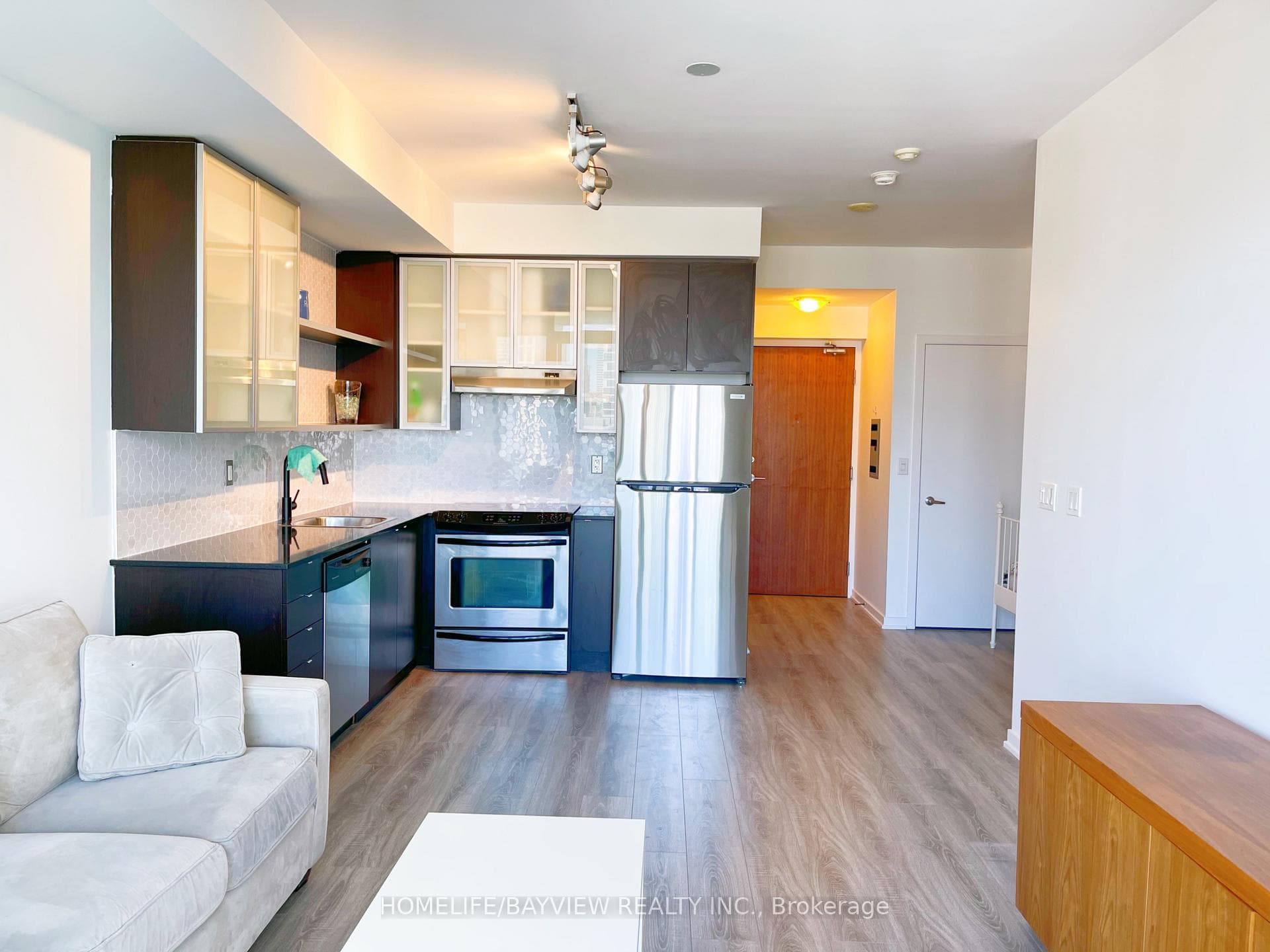 33 Lombard Street Unit 1105 photo 5