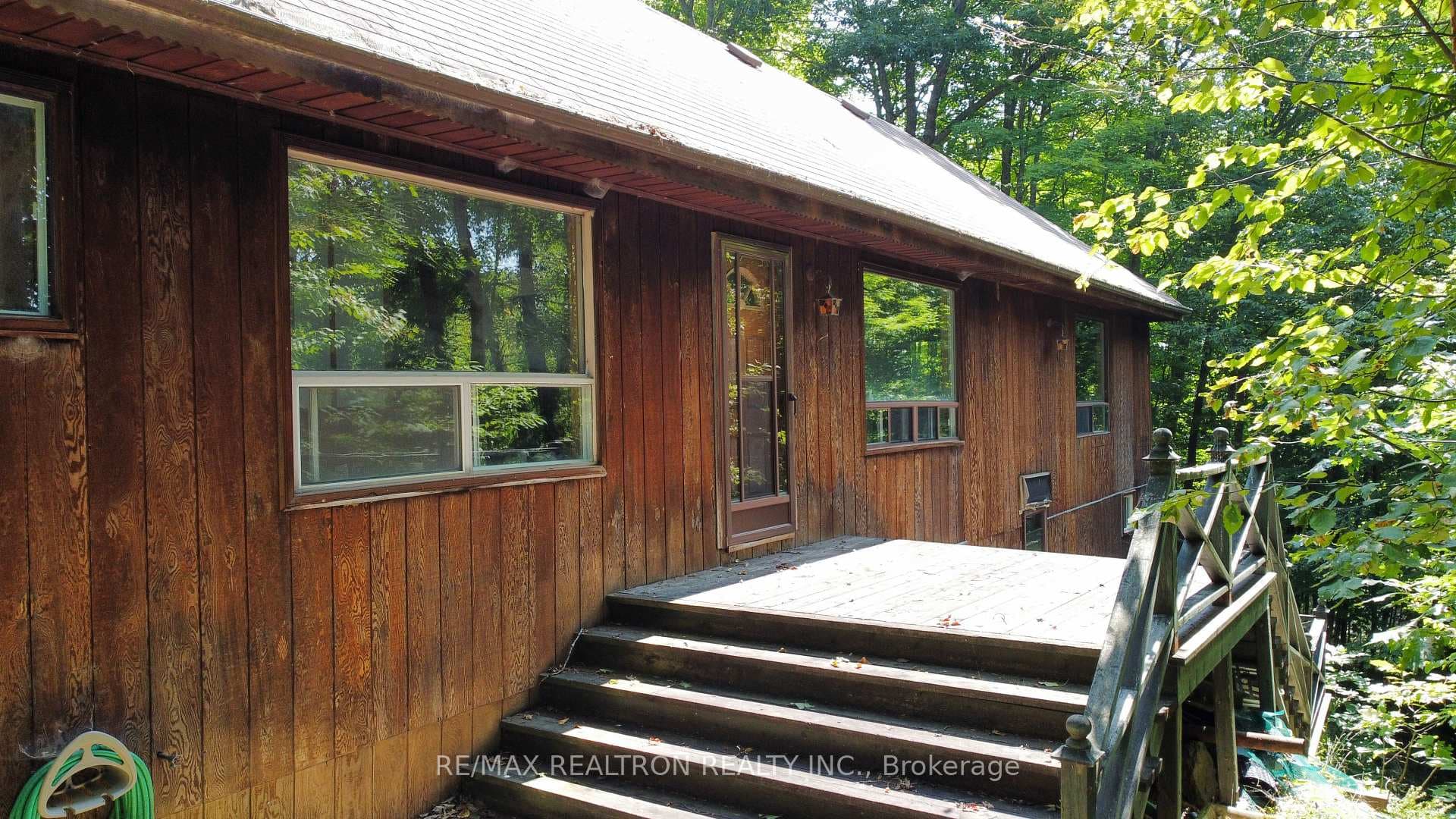 1030 McCabe Road photo 6
