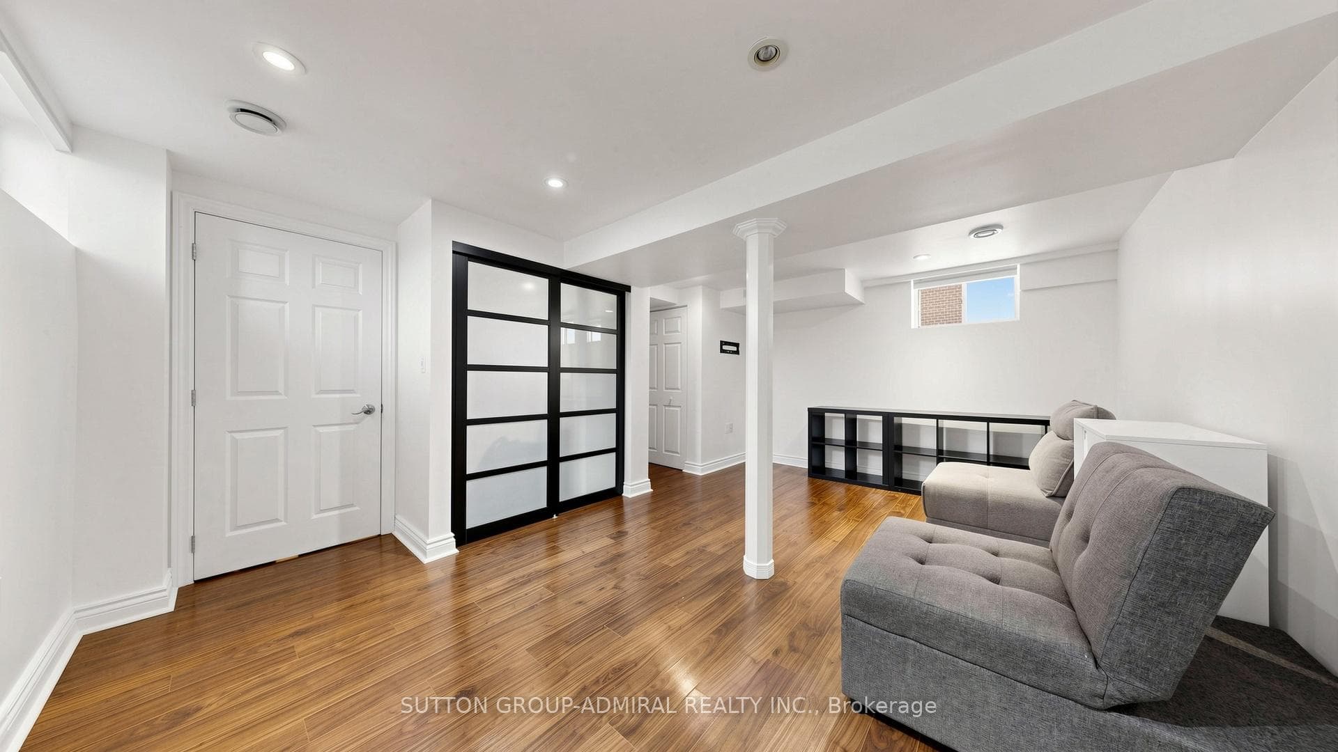 75 Rockcliffe Boulevard photo 20