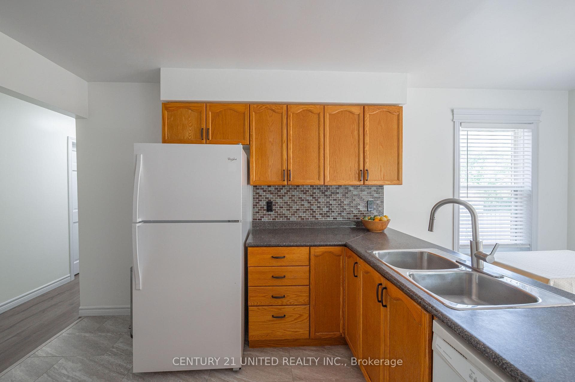 2509 Marsdale Drive photo 10