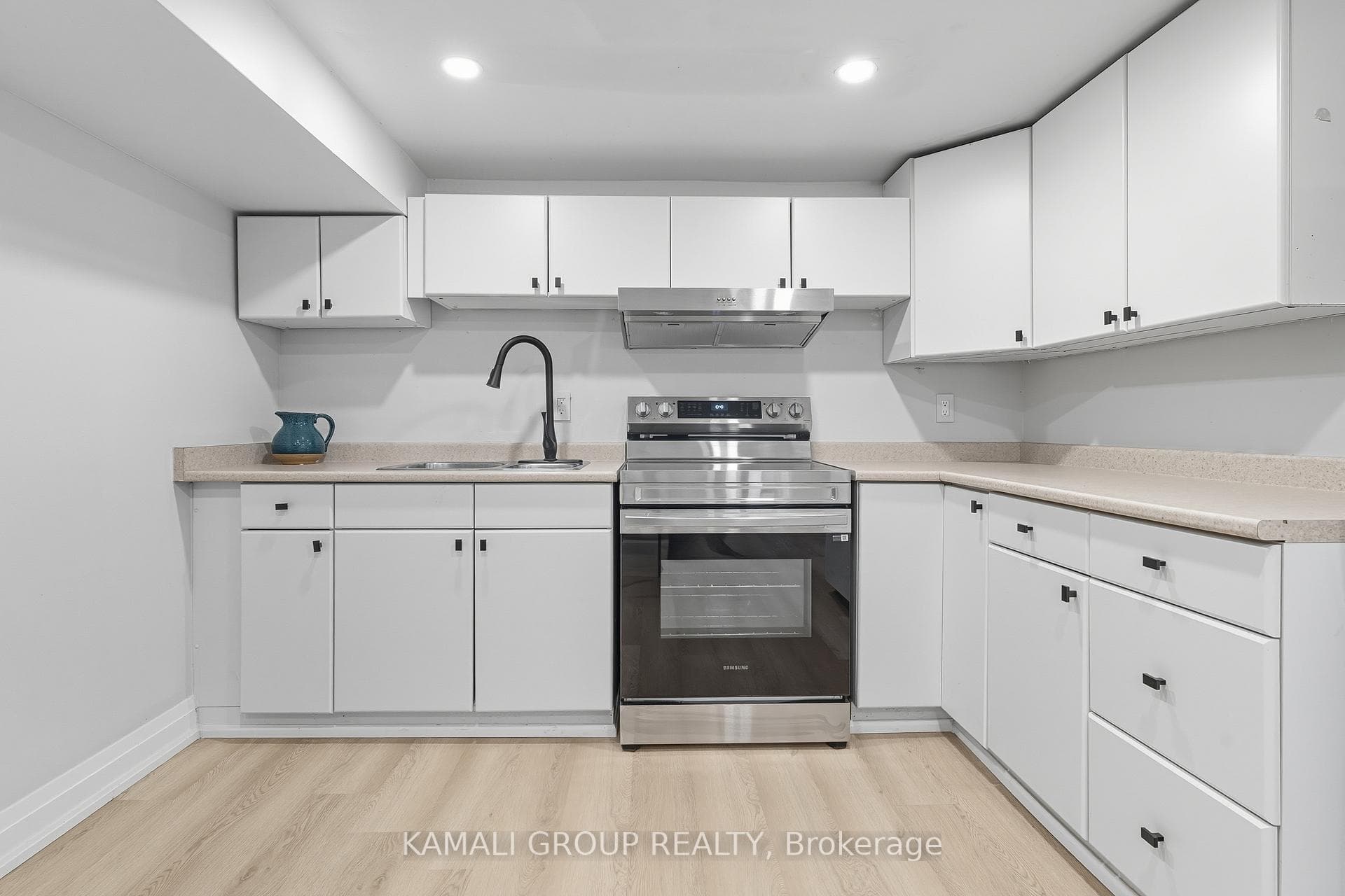 2025 Stove & Fan Hood