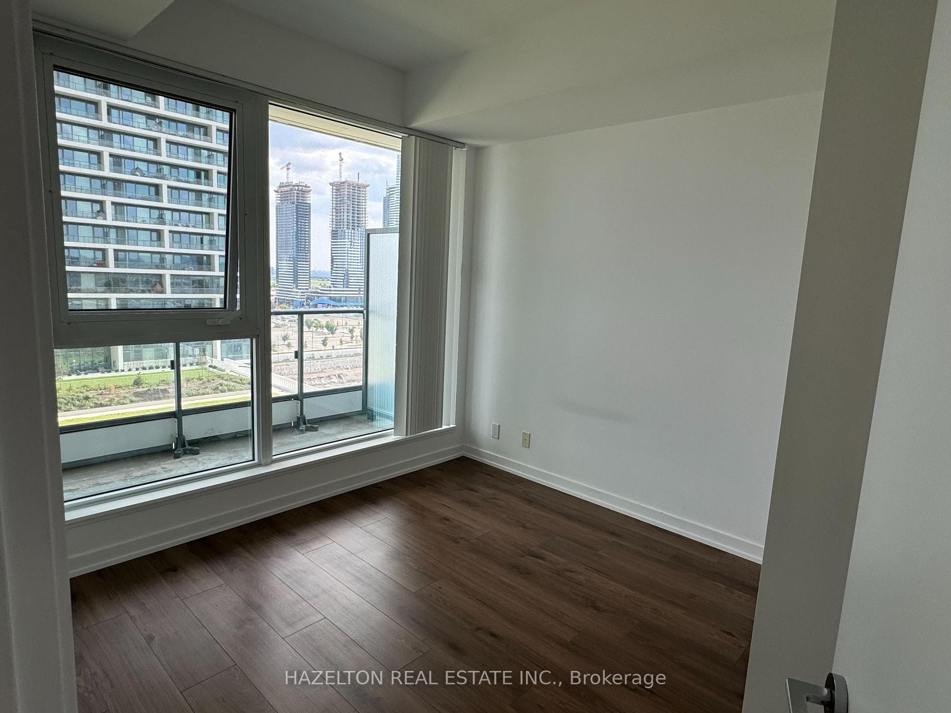 898 Portage Parkway Unit 1508 photo 16