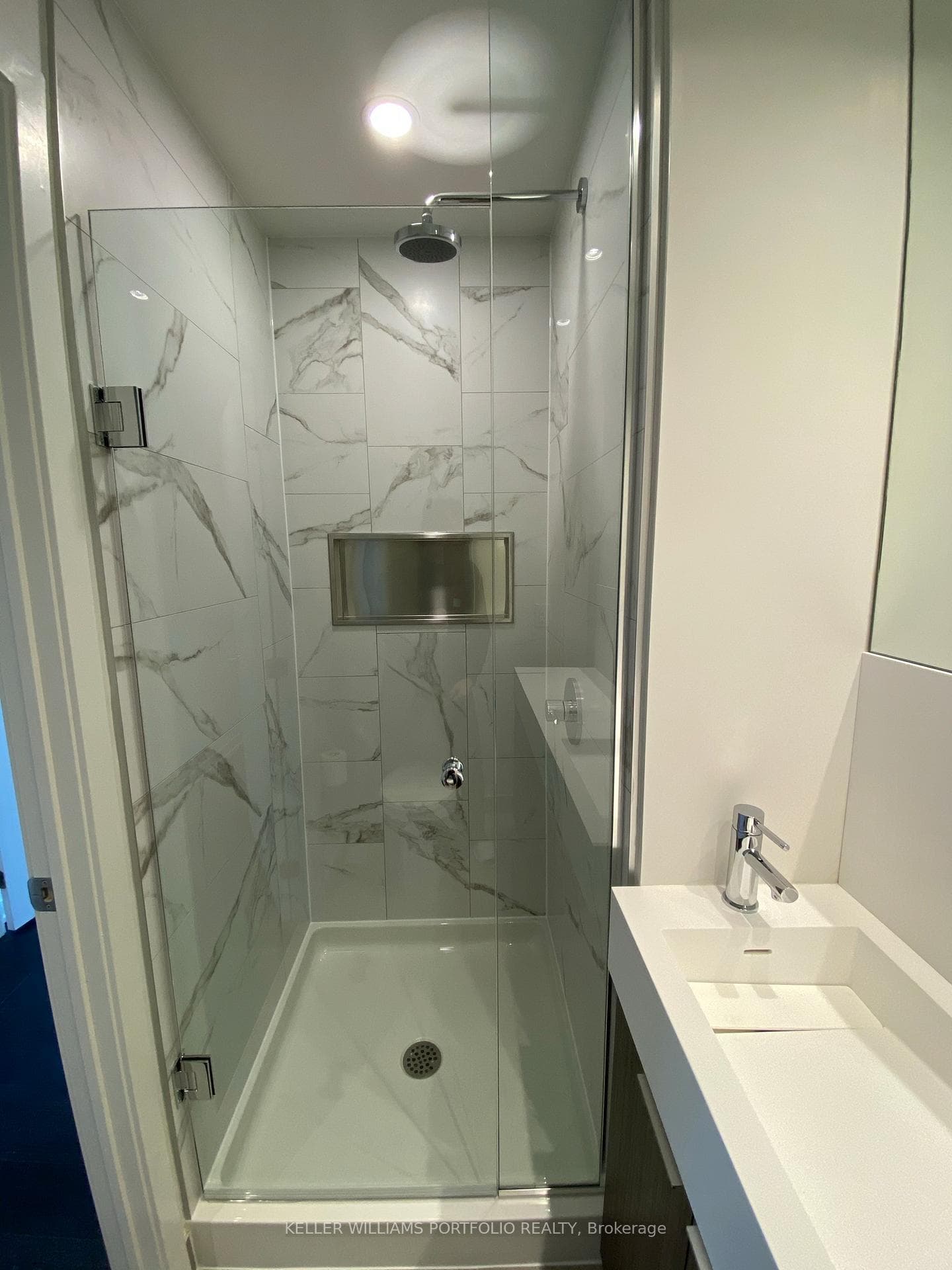 20 Richardson Street Unit 2810 photo 17