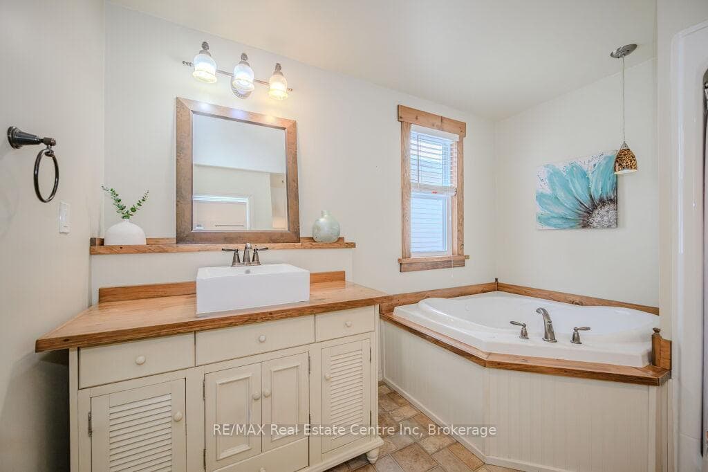 246 Auden Road photo 14