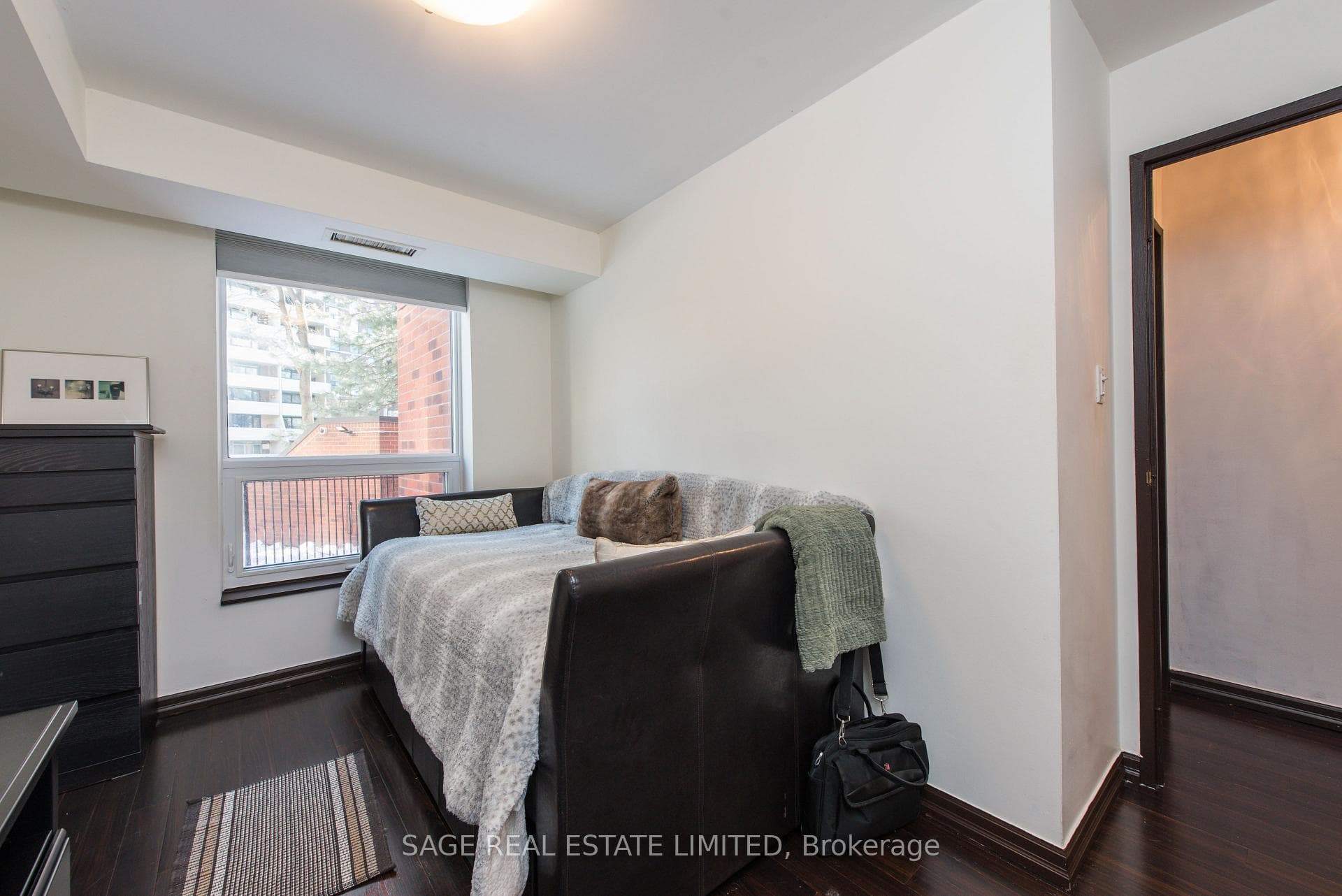 77 Maitland Place Unit 103 photo 17