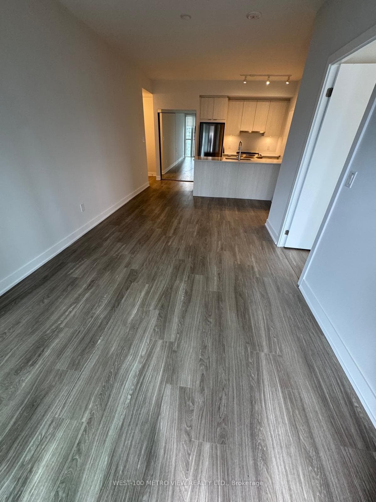 430 Square One Drive Unit 1501 photo 4