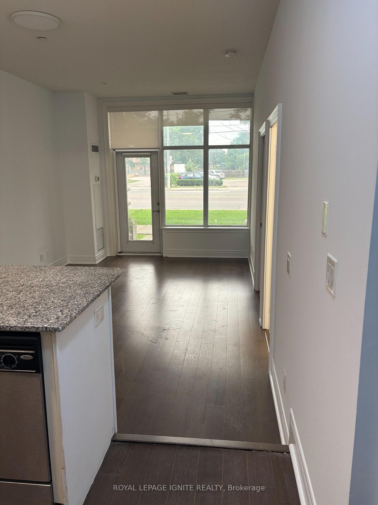 701 Sheppard Avenue Unit 119 photo 3