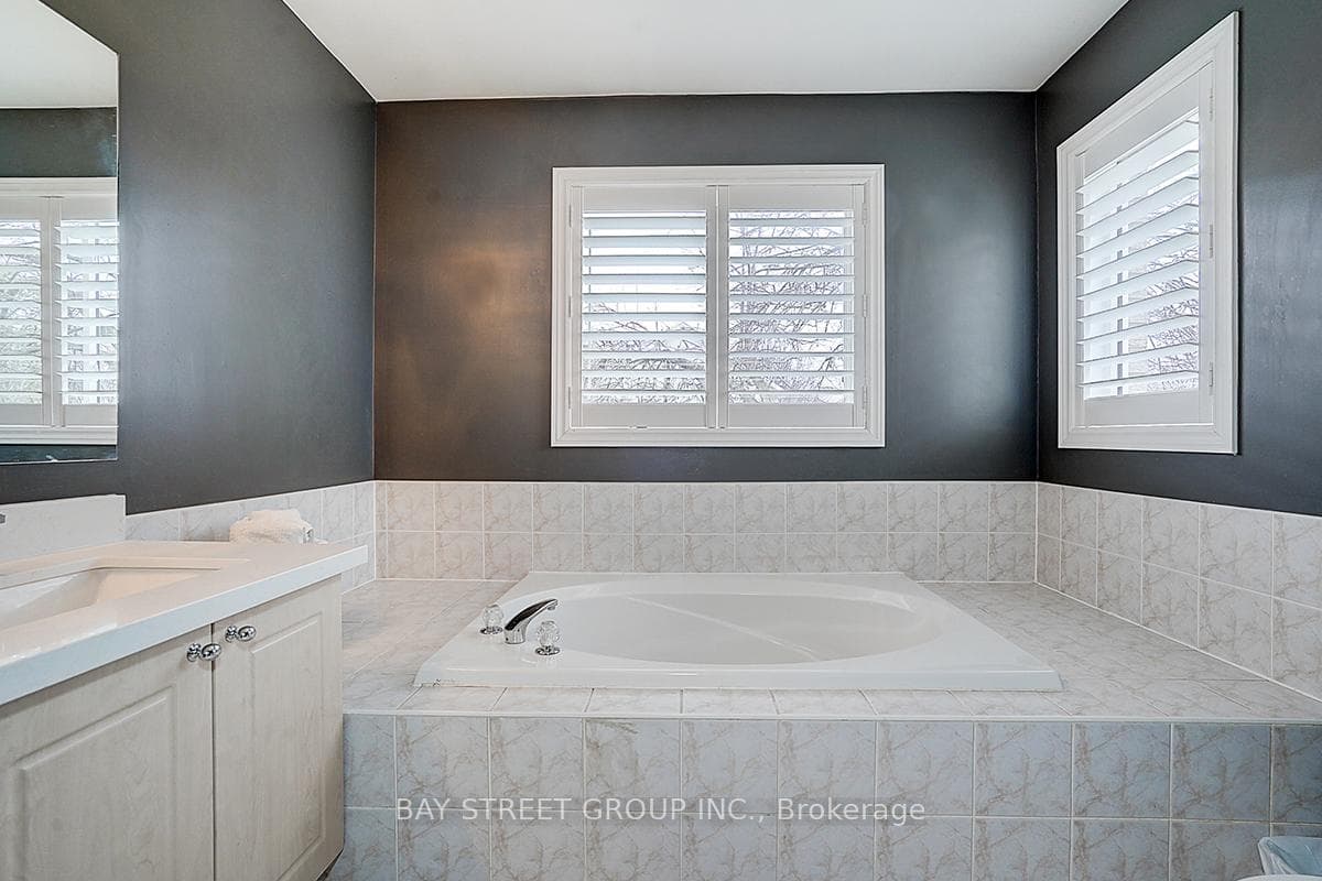 52 Whitewater Street photo 10