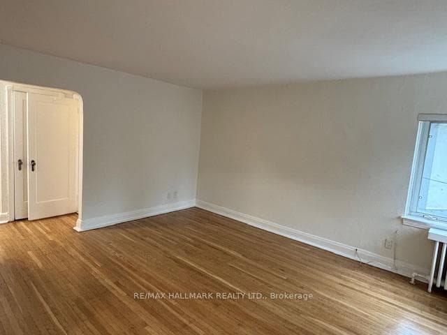 111 Oriole Parkway Unit 208 photo 7