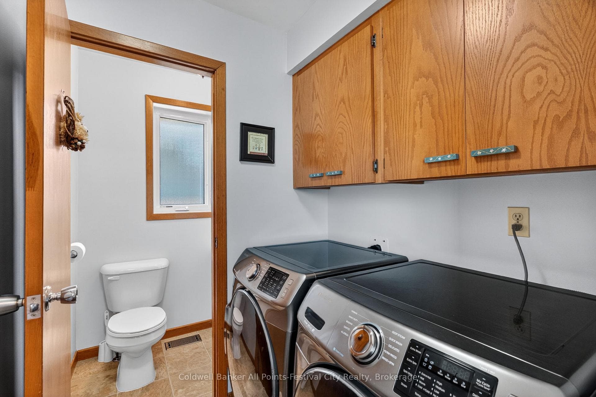 30 Mohawk Crescent photo 27