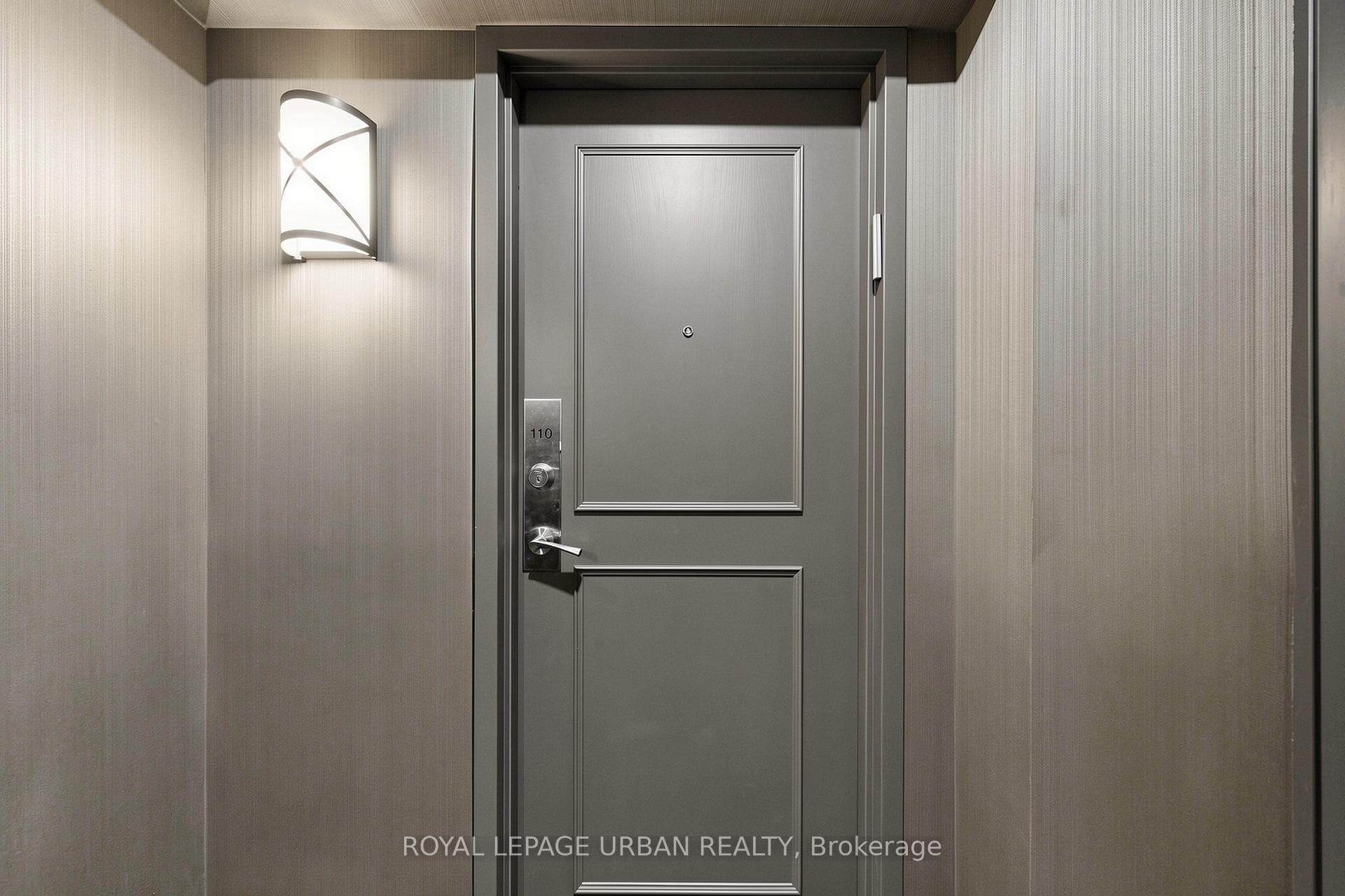 11 Townsgate Drive Unit 110 photo 5