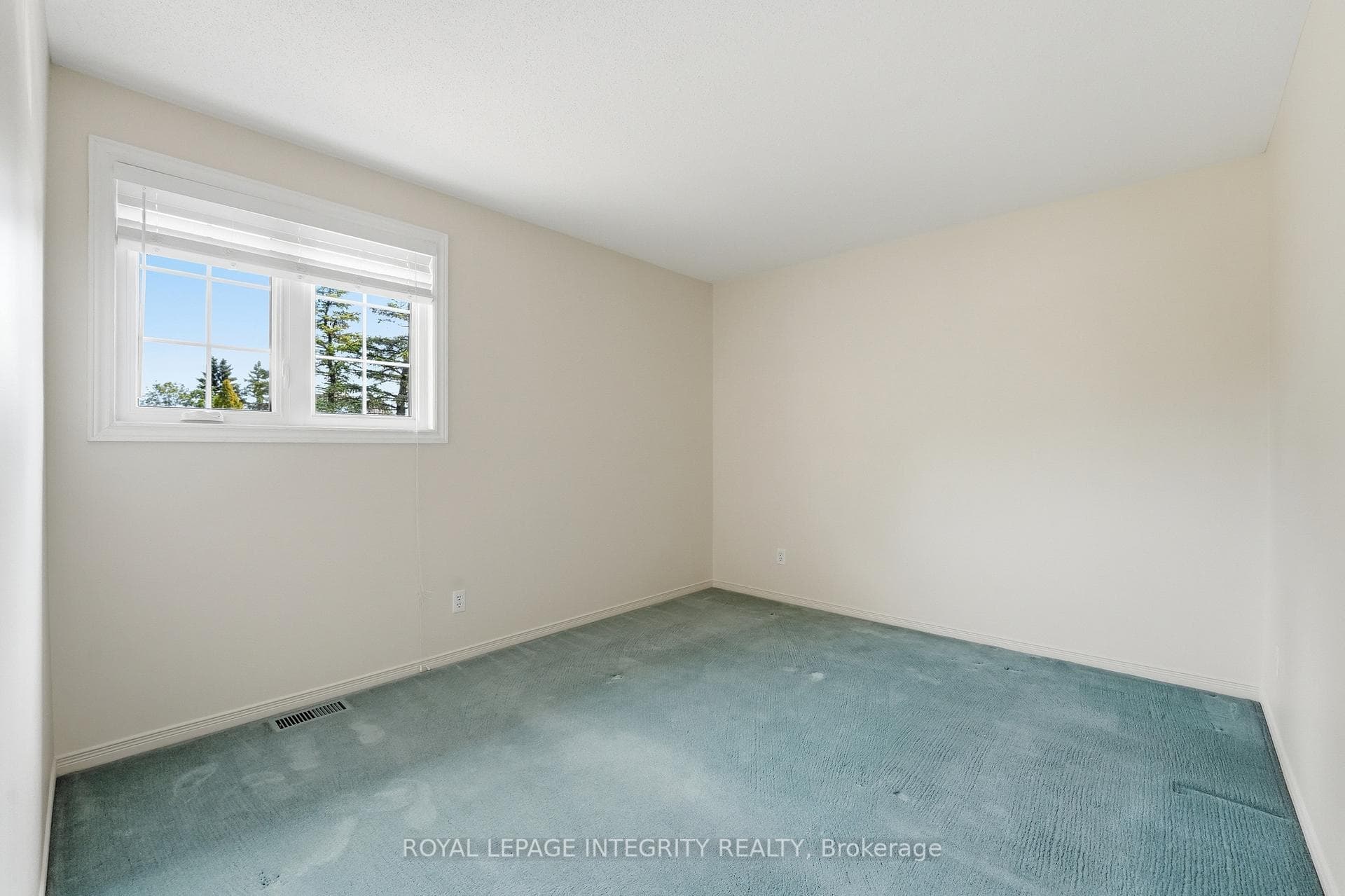50 Bramblewood Crescent photo 28