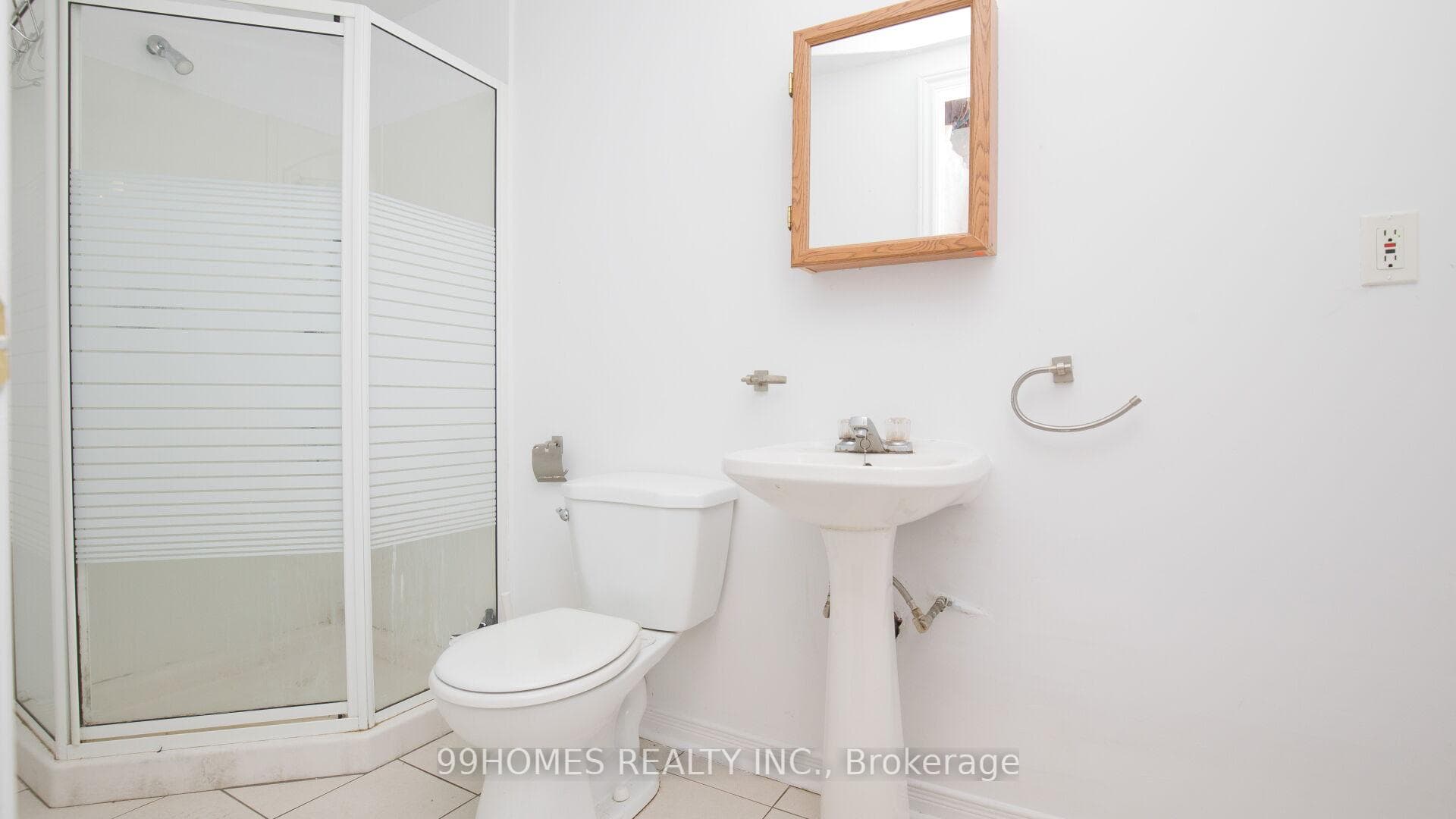 14 Secord Crescent photo 33