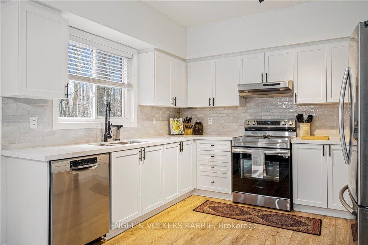 95 Nicholson Drive photo 15