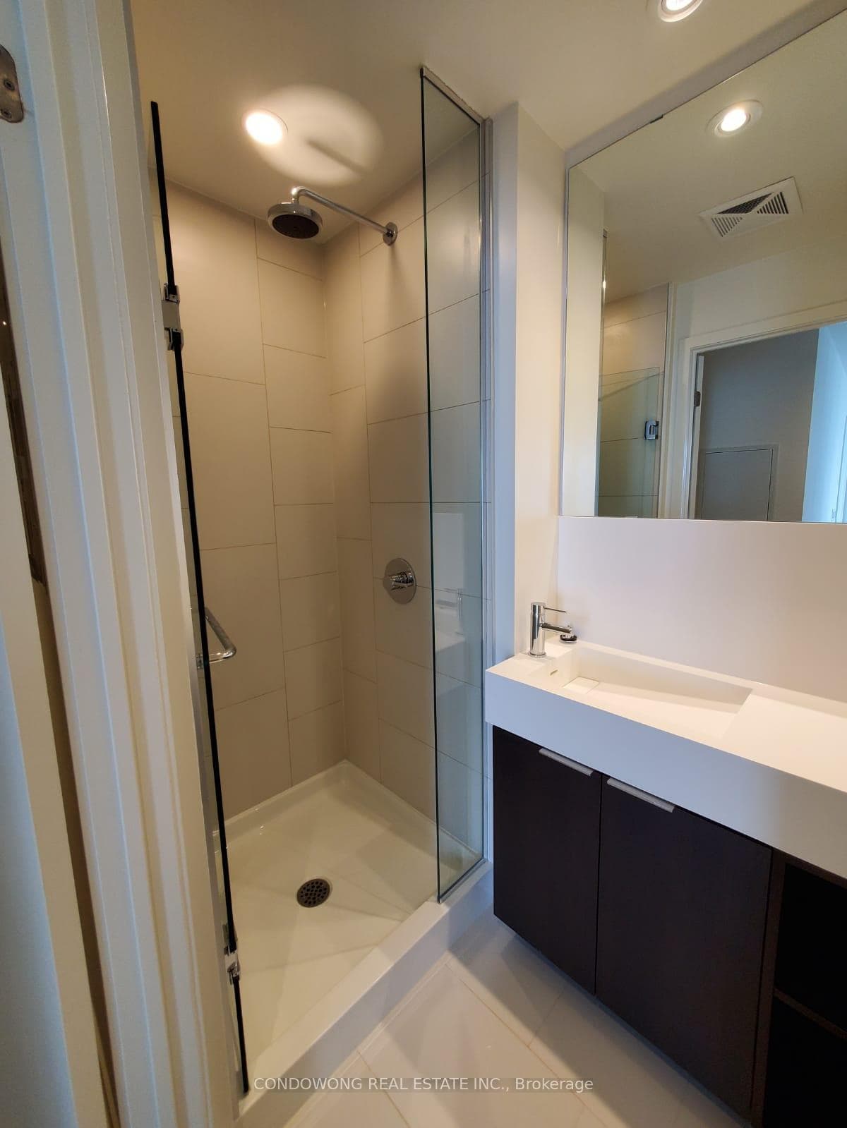 15 Lower Jarvis Street Unit 2503 photo 12