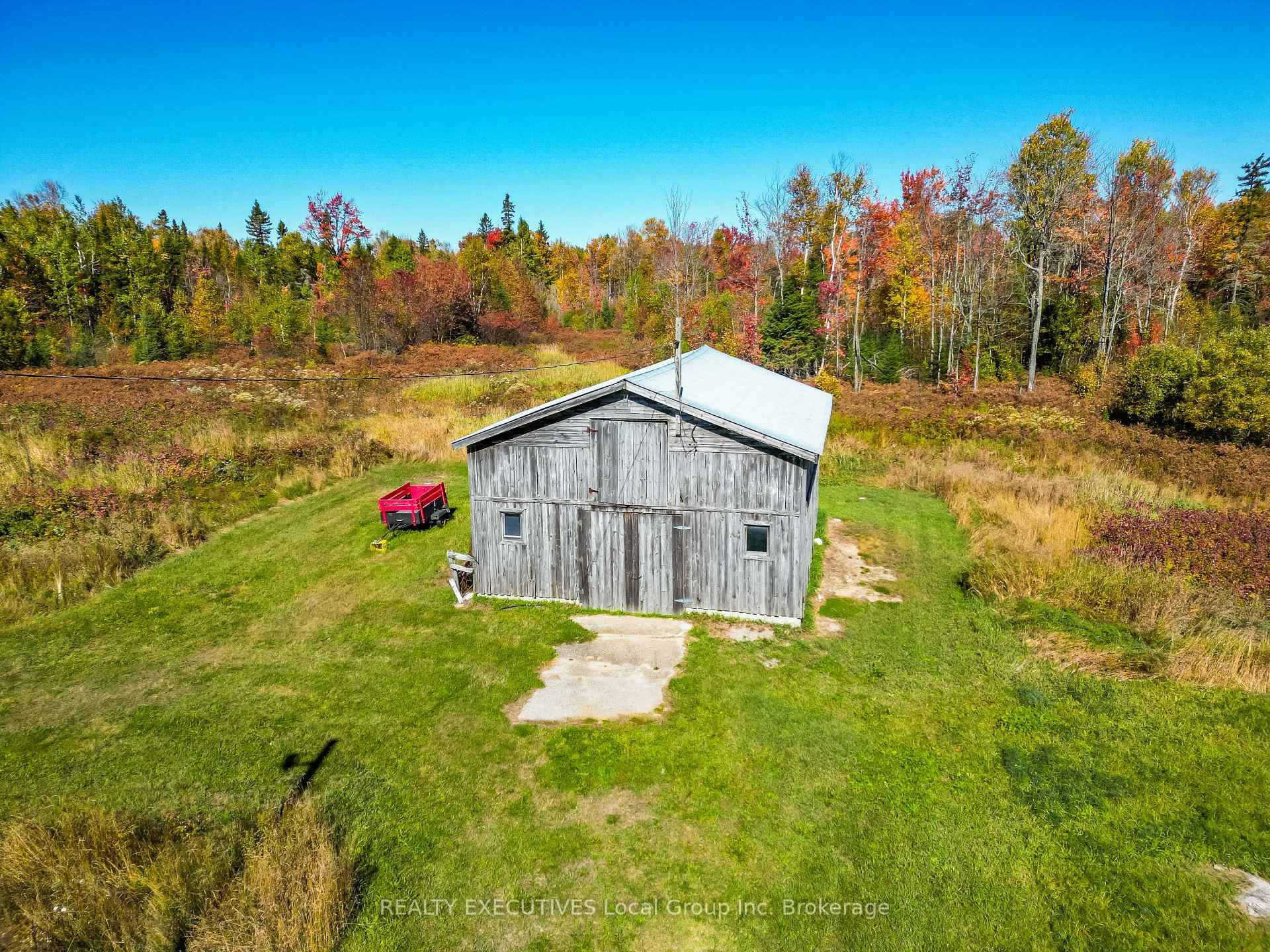 400 Bomarc Road photo 11