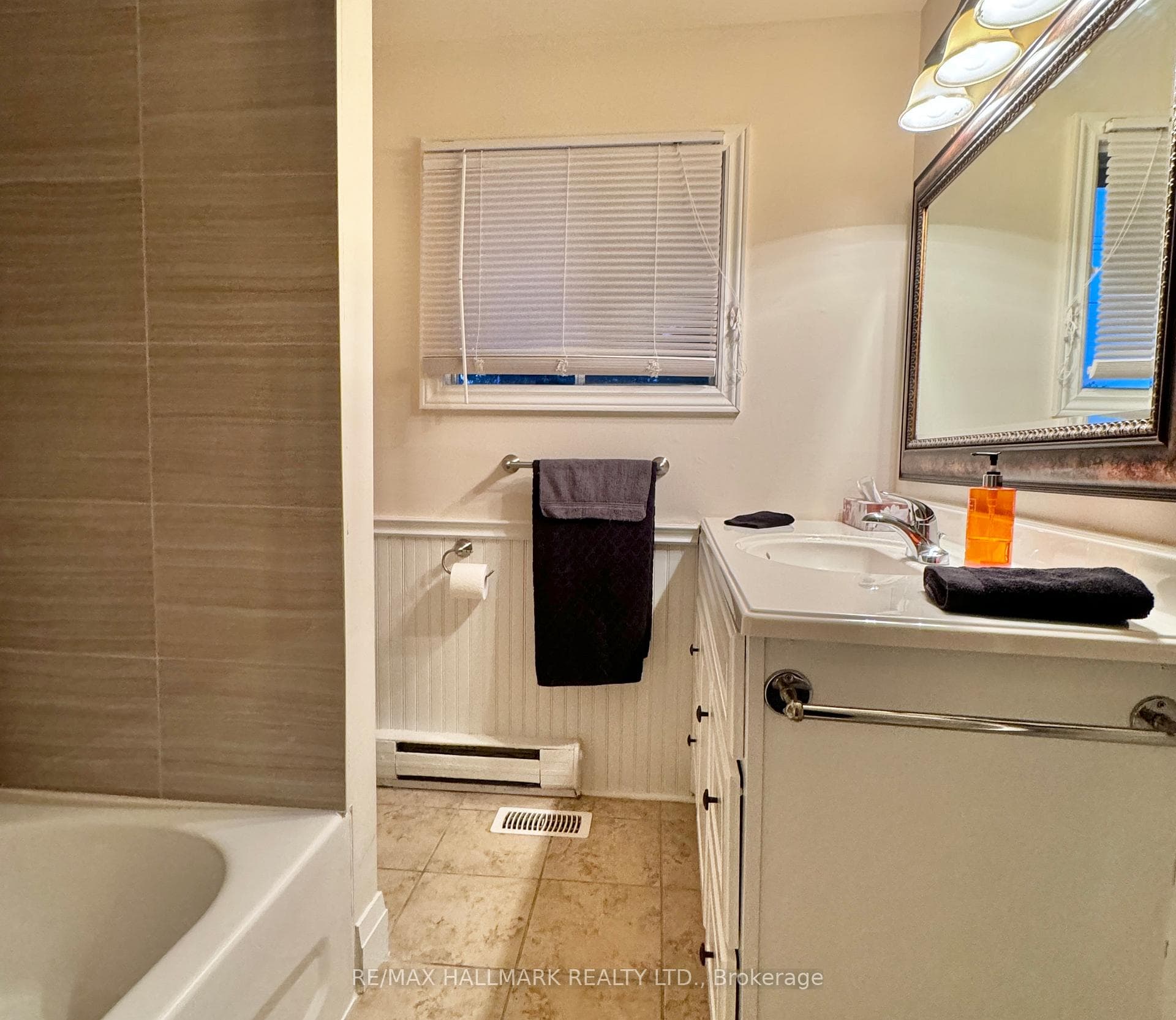 1127 Gilford Road photo 13