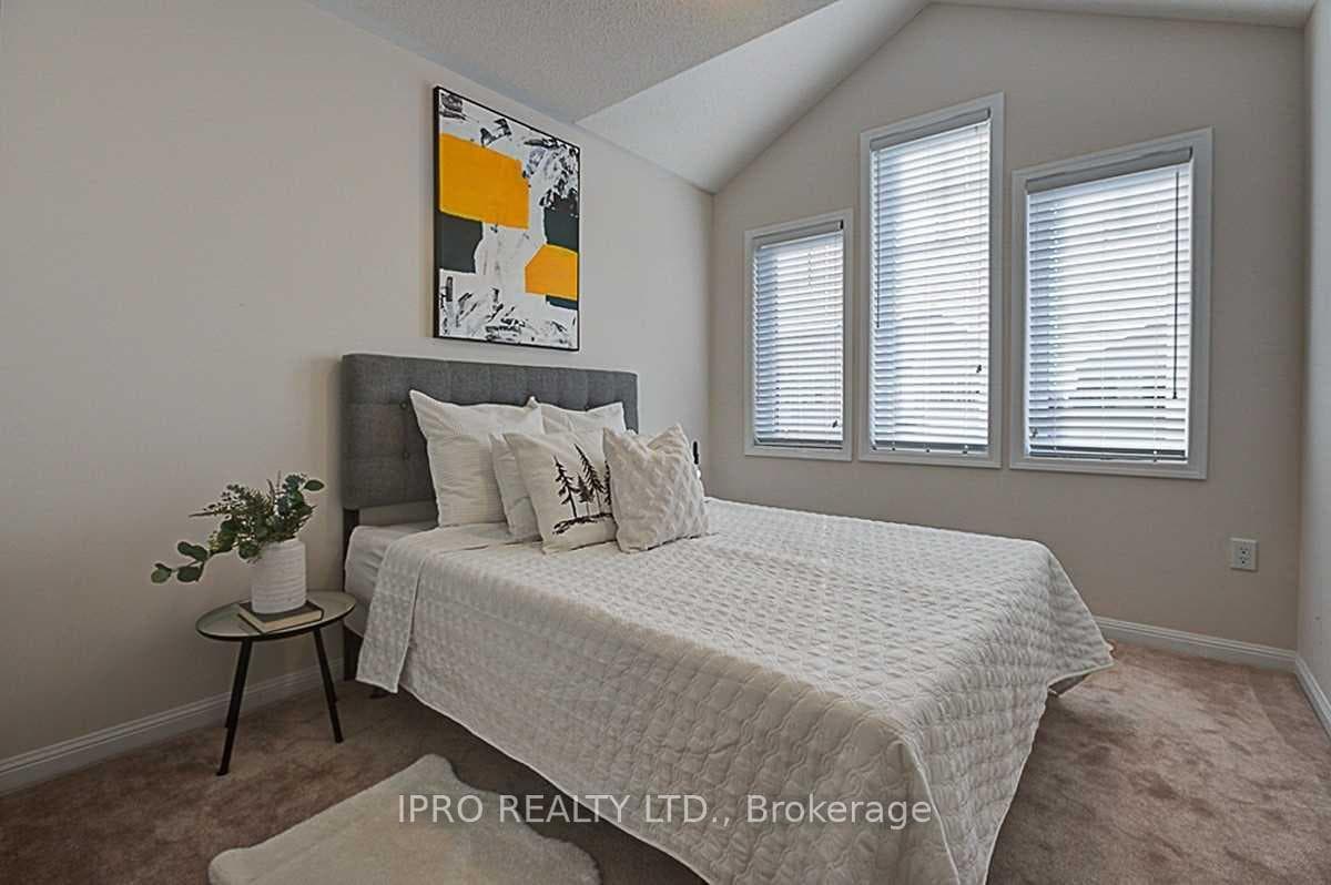 226 Septimus Heights photo 13