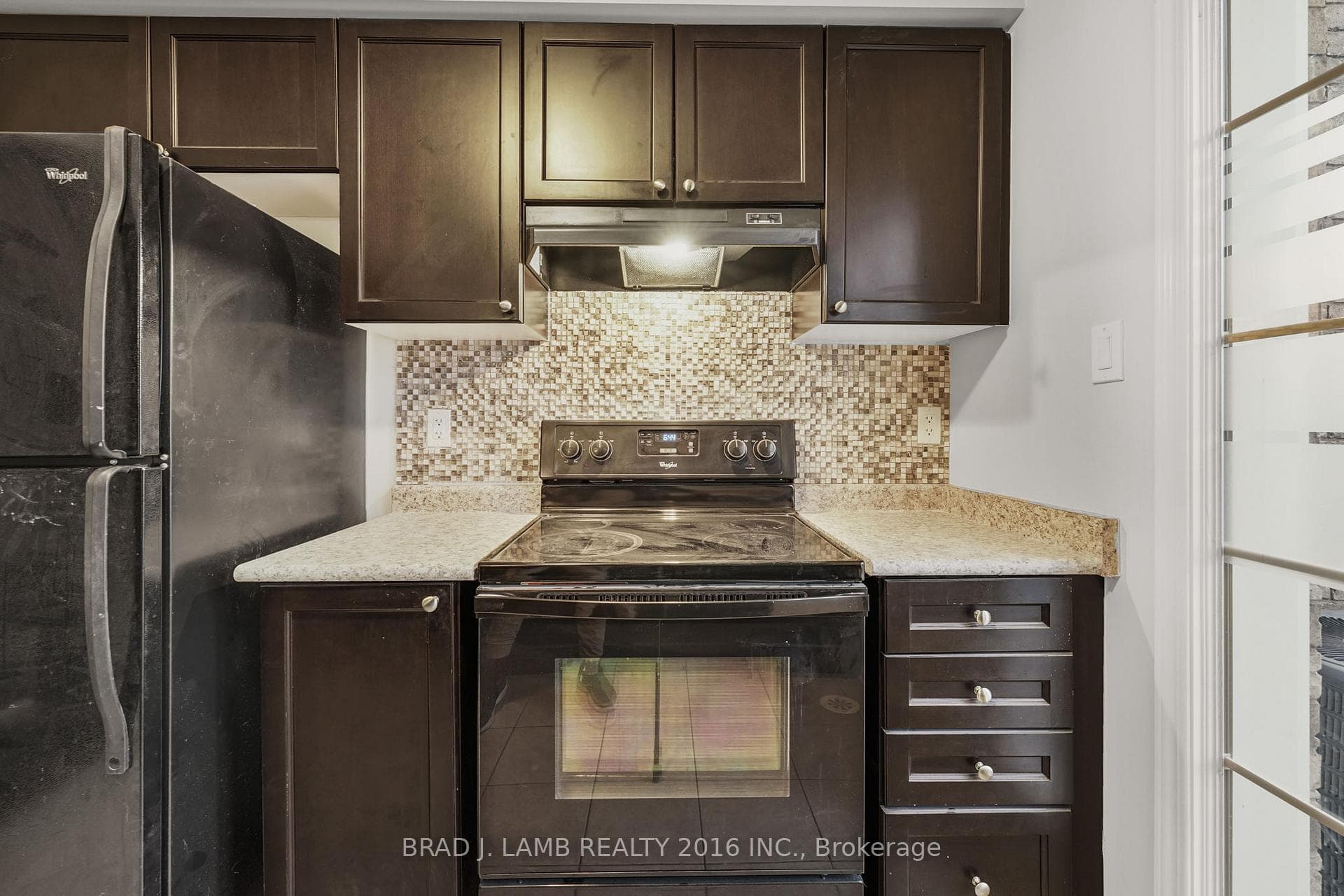 930 Nadalin Heights photo 13