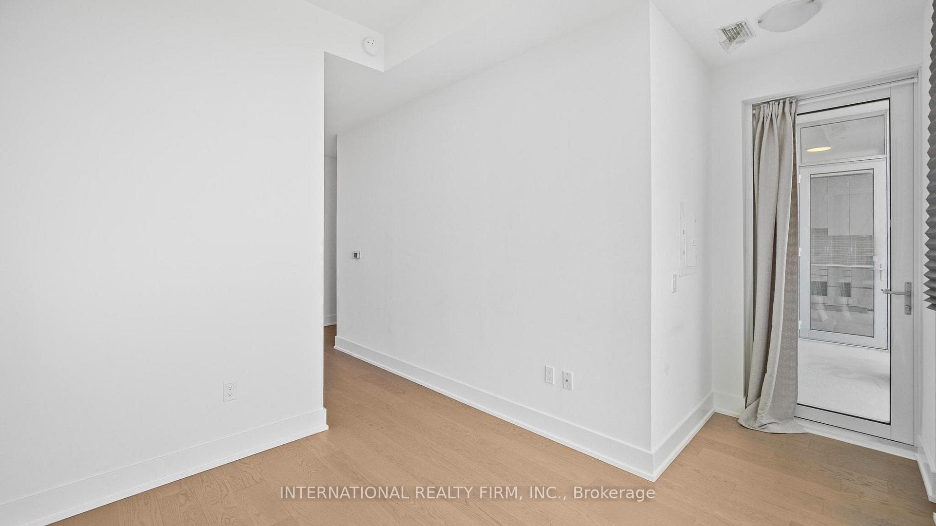 1 Yorkville Avenue Unit 5409 photo 23