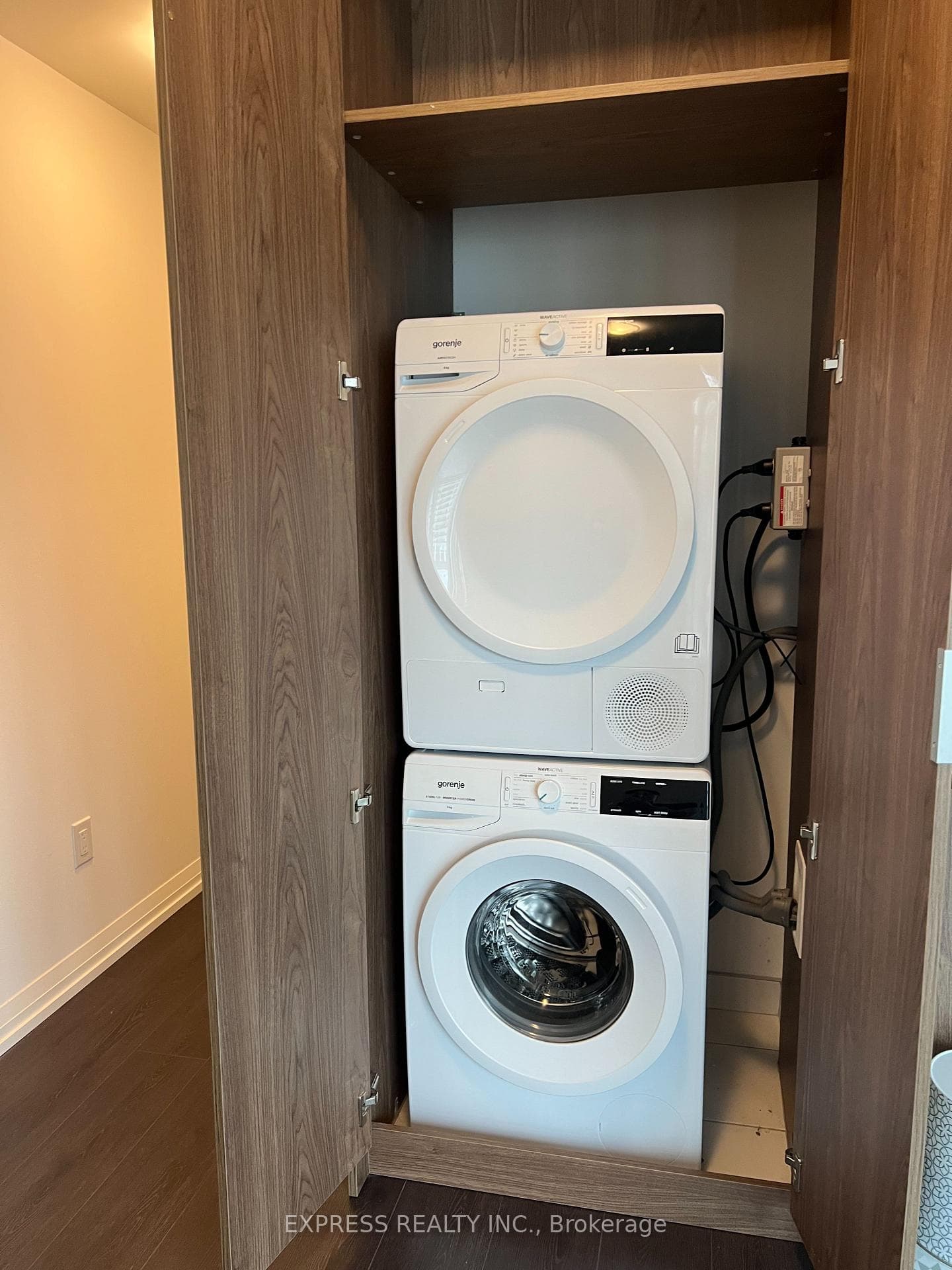 8 Widmer Street Unit 4303 photo 11