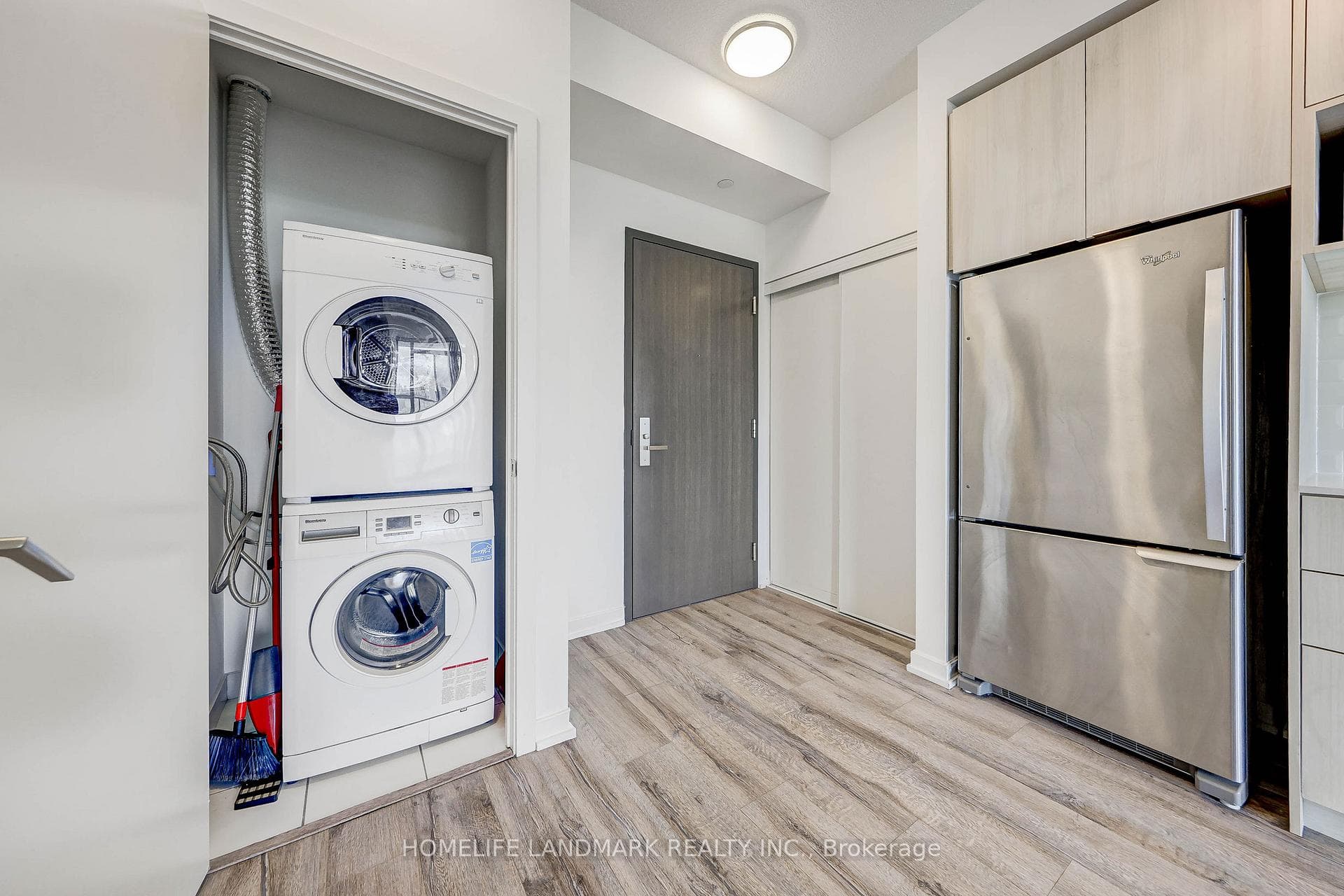 52 Forest Manor Road Unit 1011 photo 11