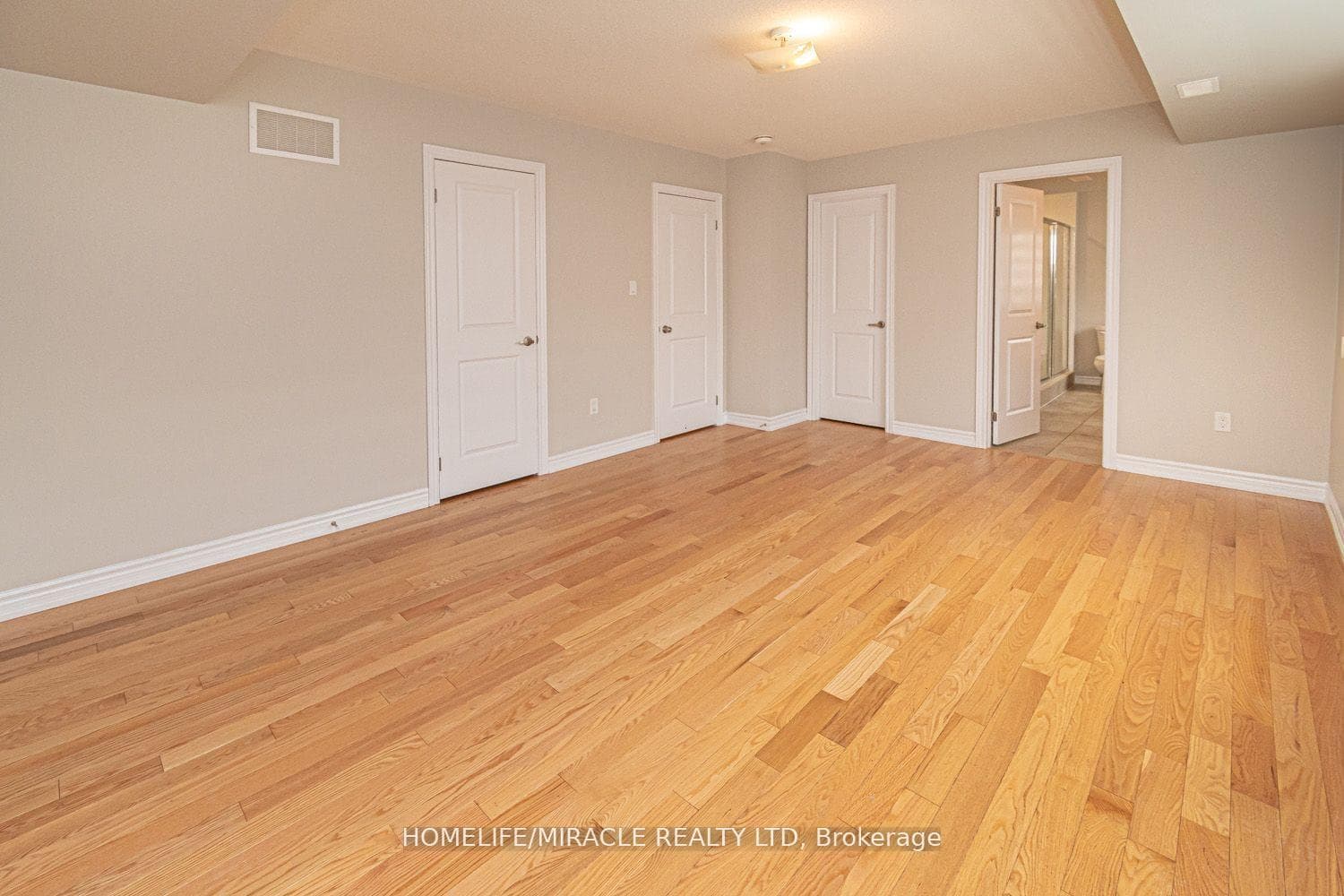 35 Bannister Road photo 7