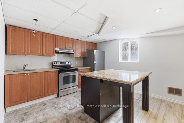115 Coles Avenue photo 27