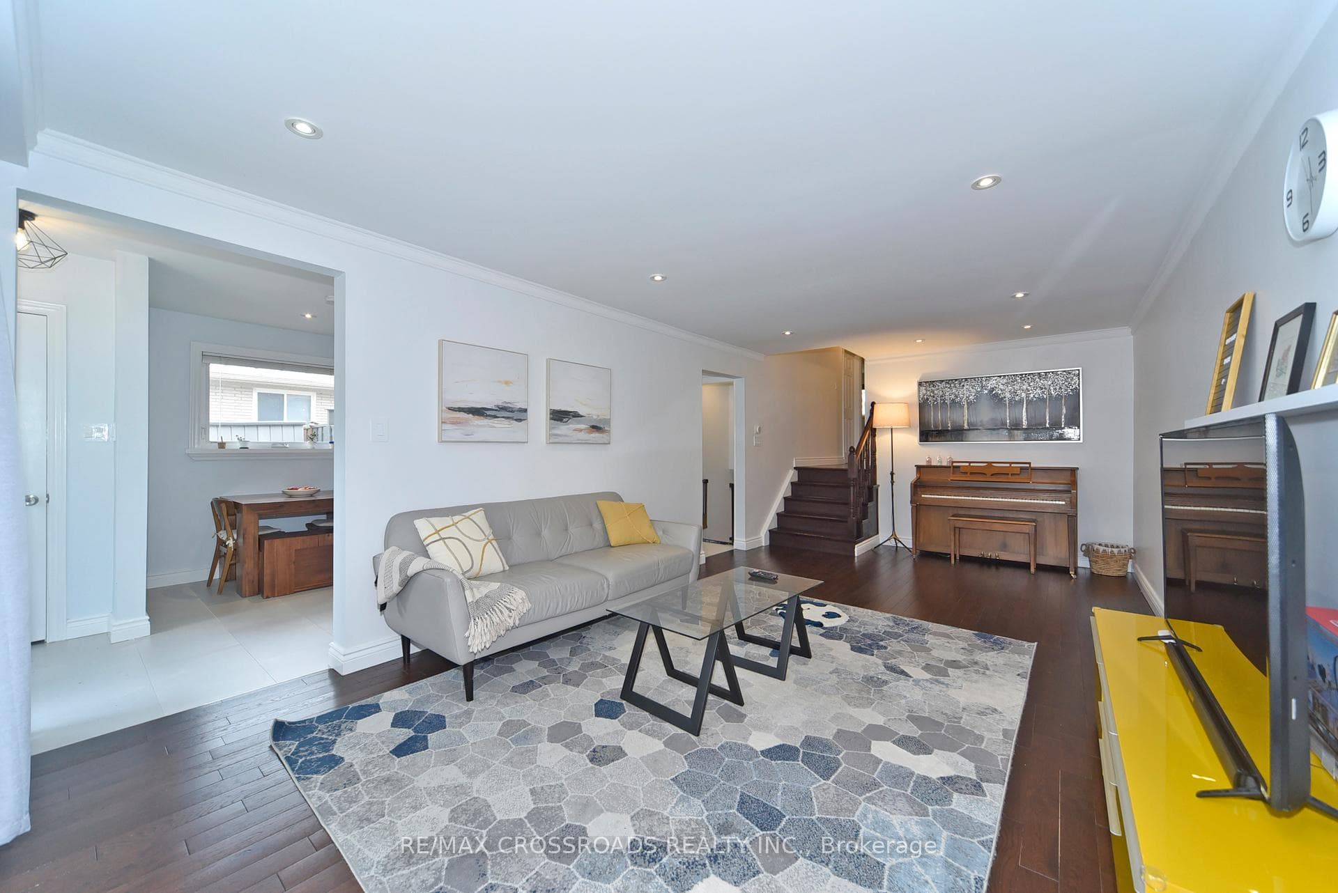 17 Mcdonald Drive photo 16