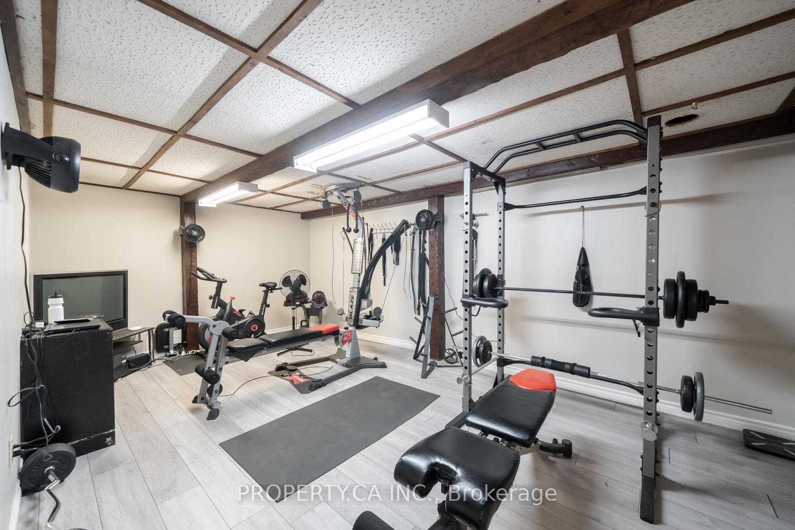 1100 Oxford Street Unit 29 photo 19