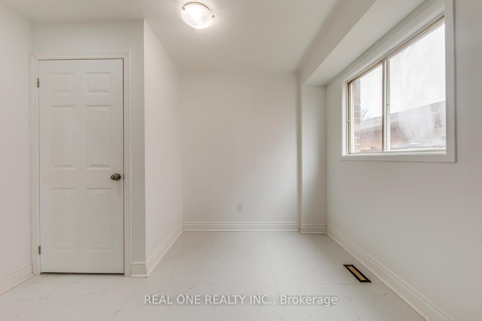 655 Paragon Place photo 23