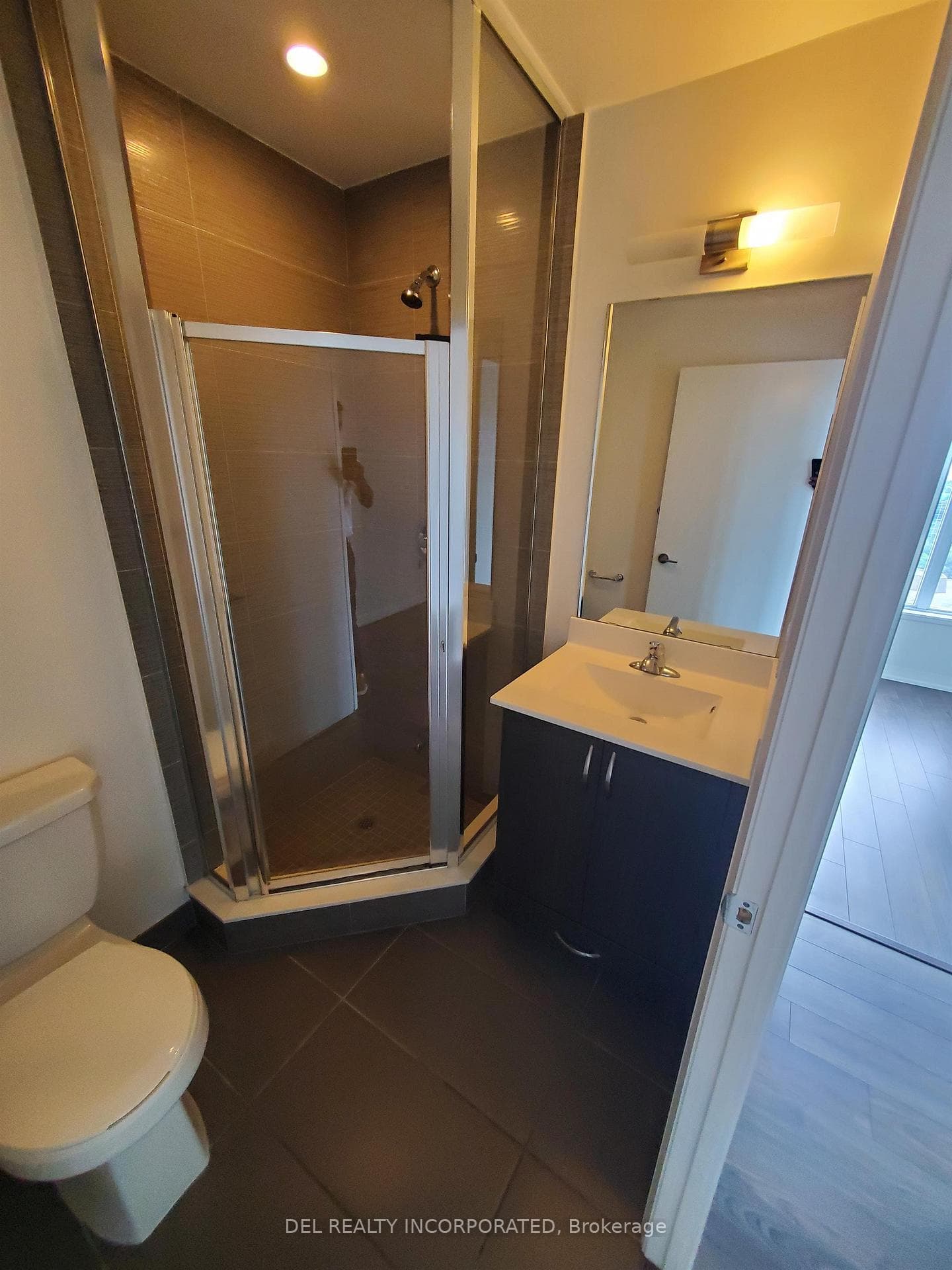 55 Ann O'reilly Road Unit 1805 photo 9