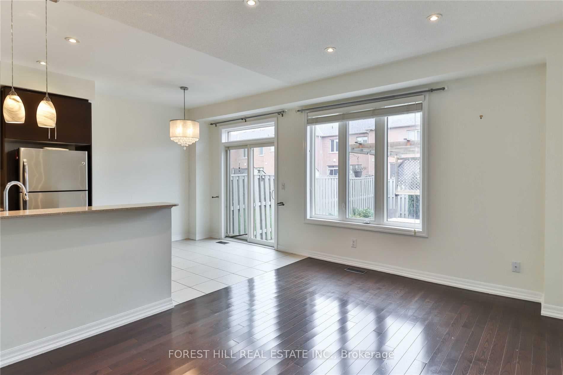 40 Whitmer Street photo 14