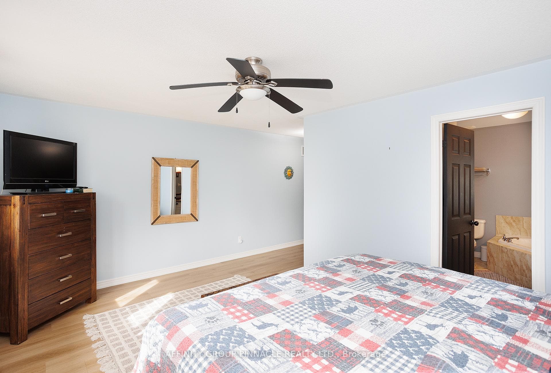 89 Maplewood Avenue photo 26