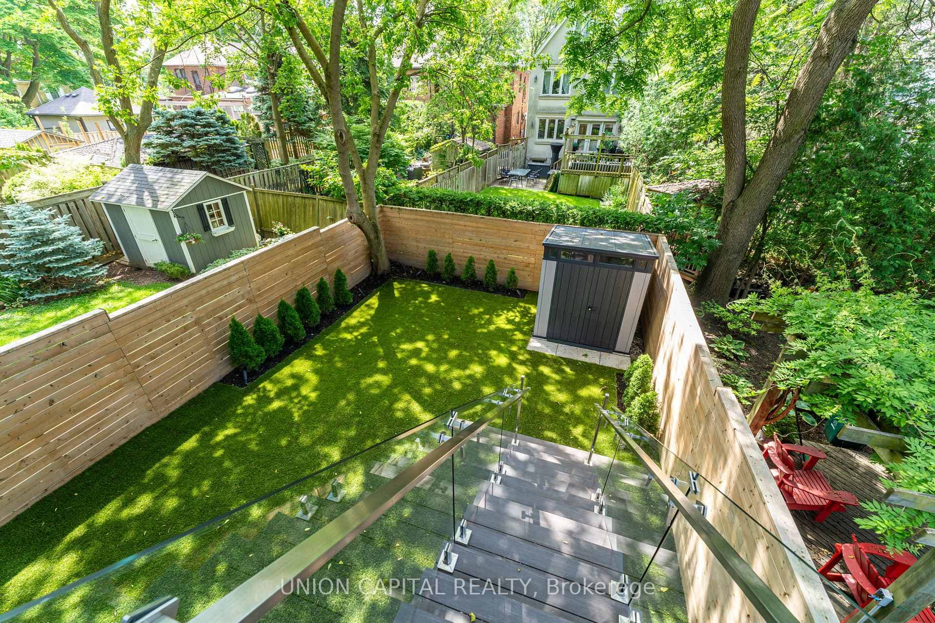 491 St Clements Avenue photo 33