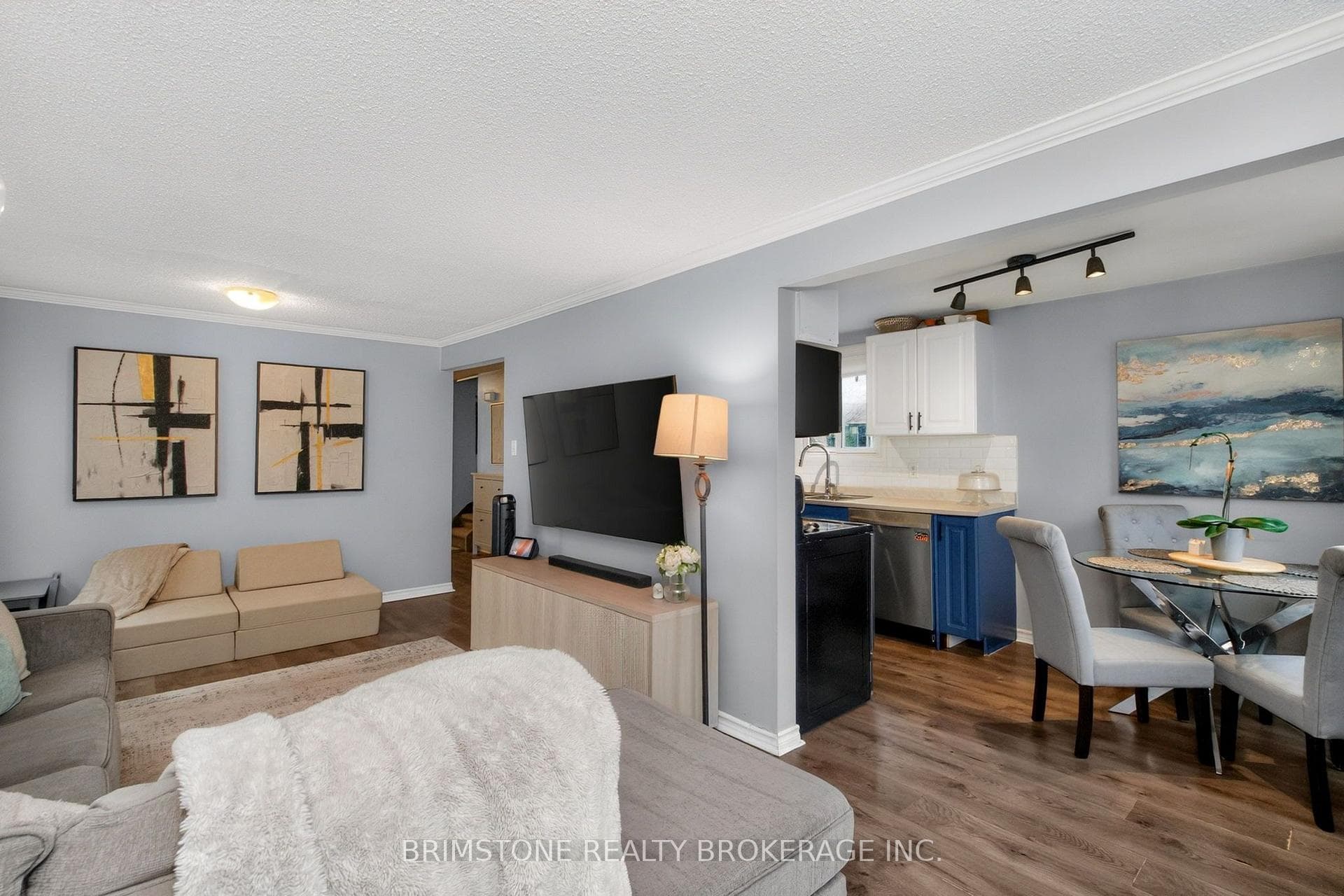 104 Hickling Trail photo 22