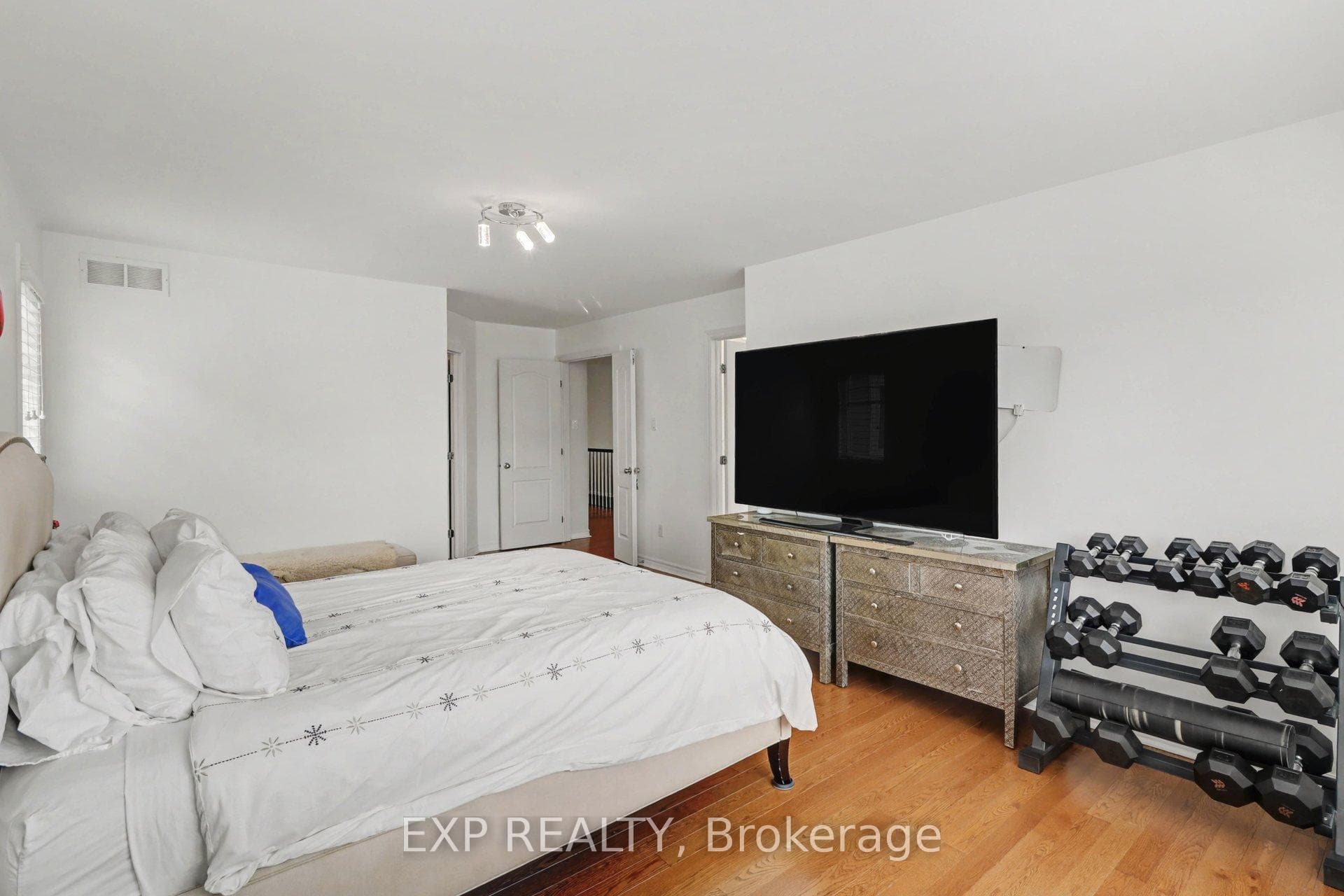 104 Brambling Way photo 21