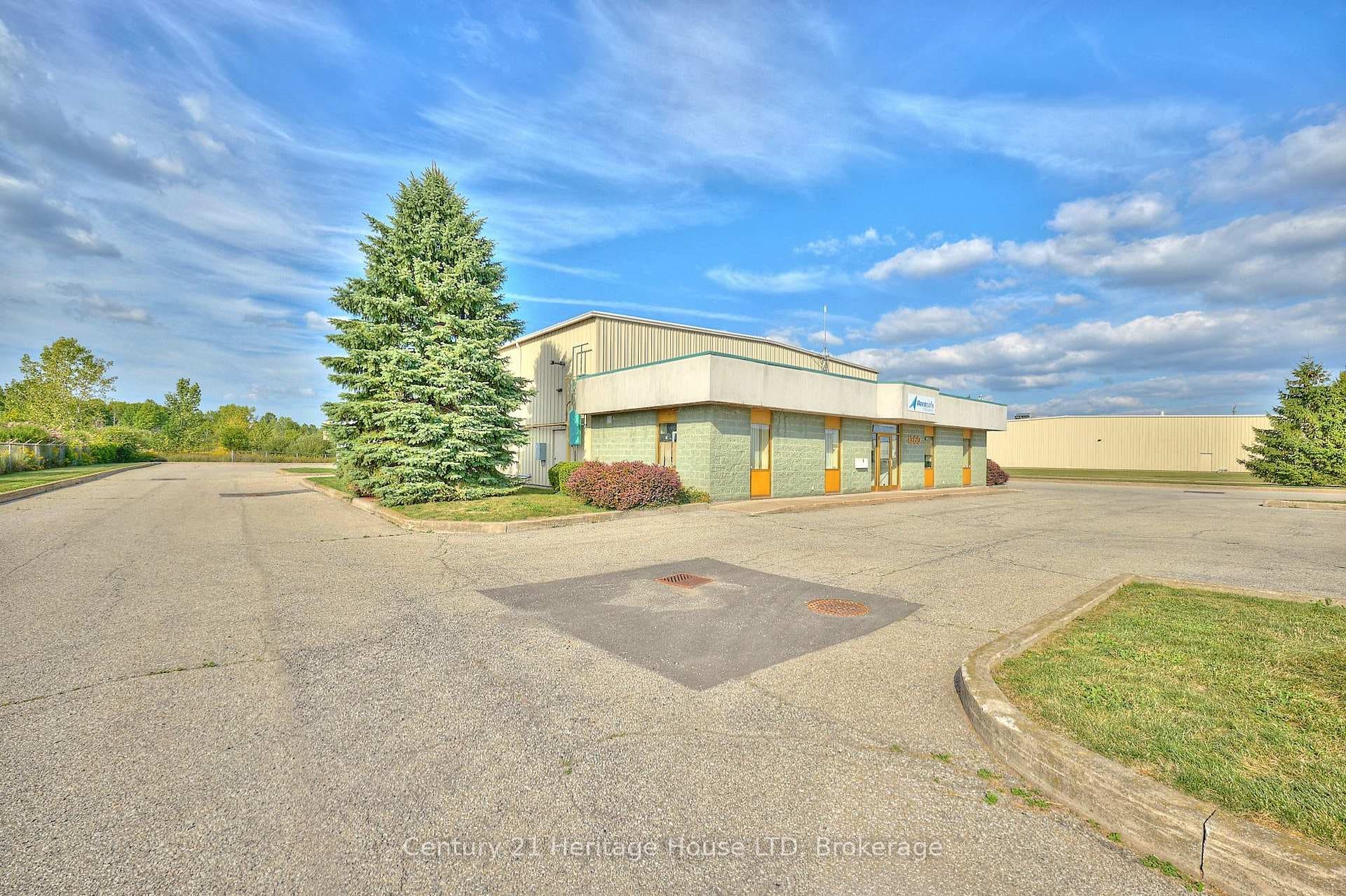 Front Exterior to Parking Lot