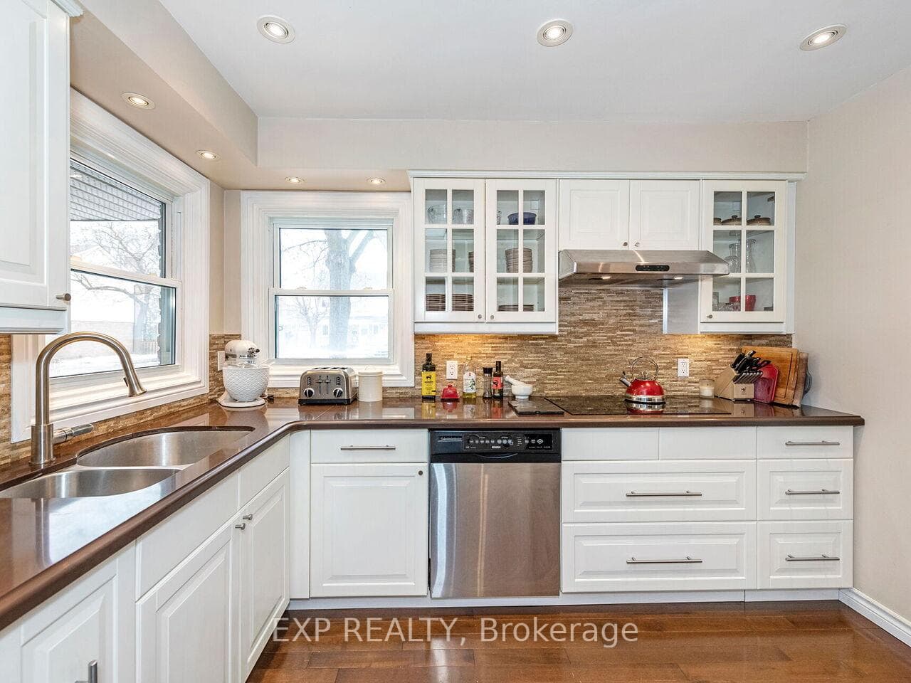 35 Neuchatel Place Unit 35 photo 10