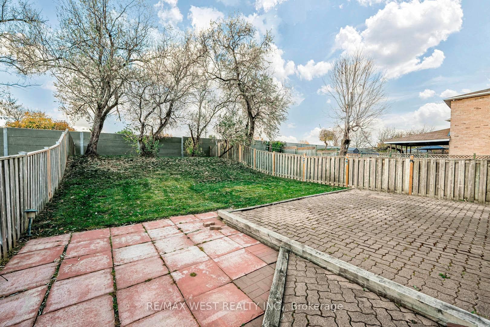477 Hansen Road photo 35
