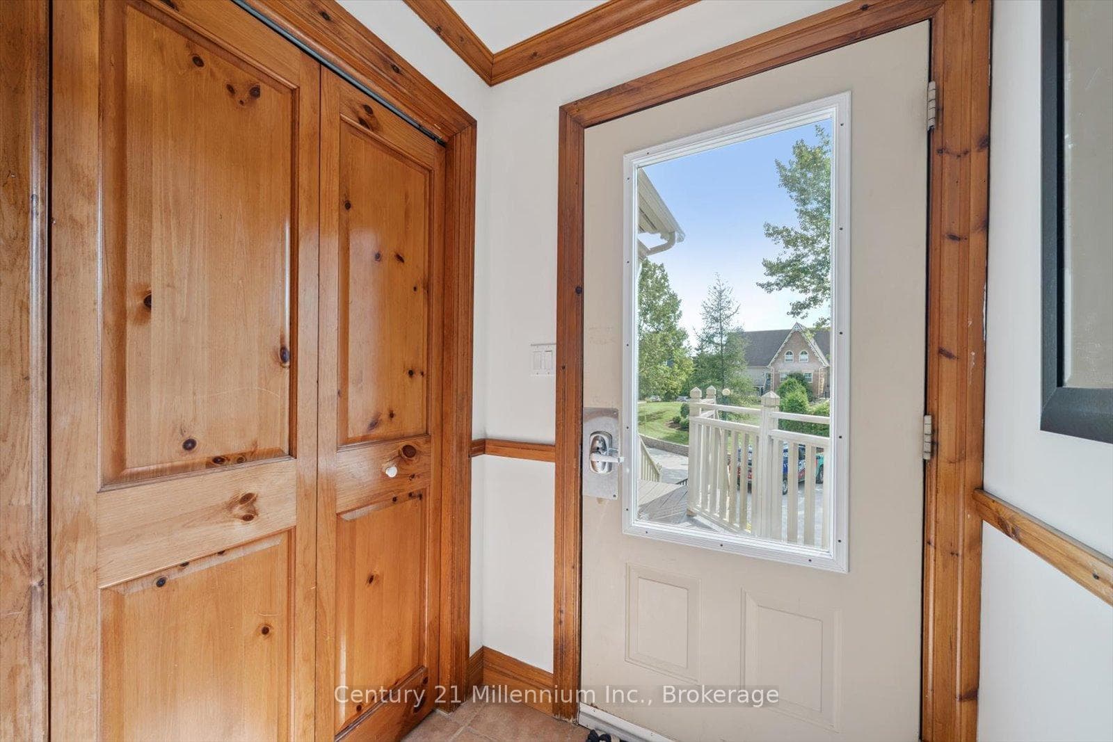 184 Snowbridge Way Unit 219 photo 6