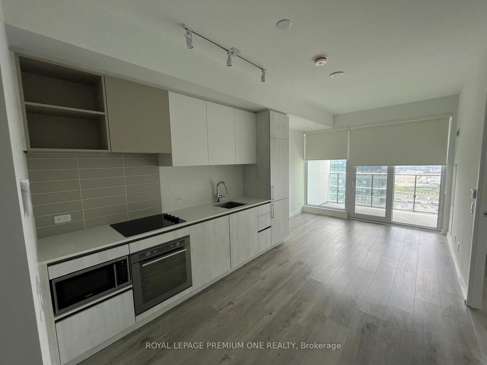 7890 Jane Street Unit 4205 photo 4