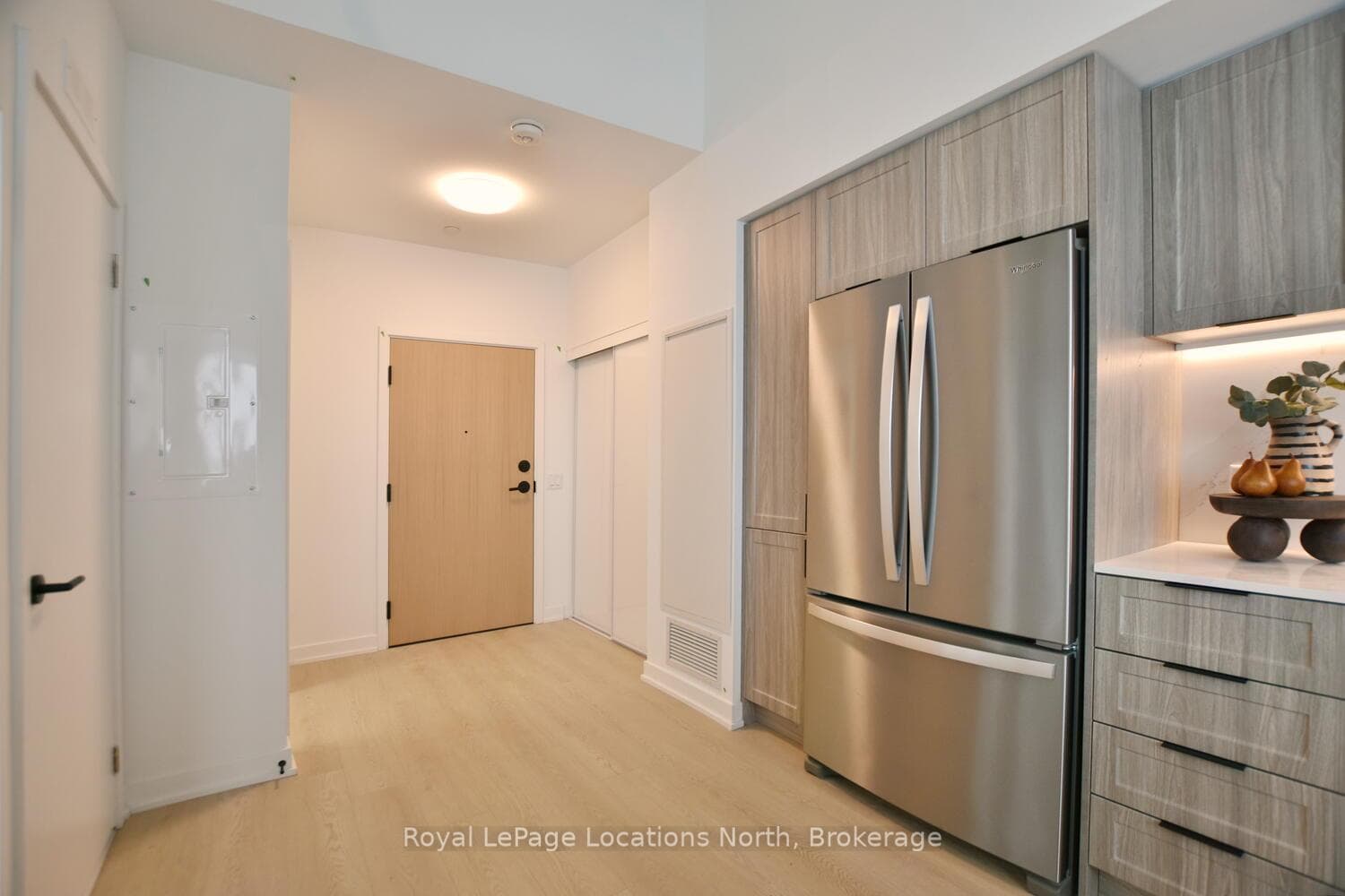 31 Huron Street Unit 603 photo 10