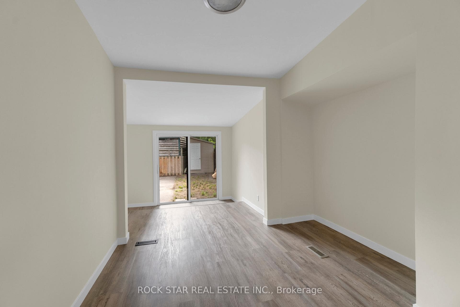 66 Watson Avenue photo 11