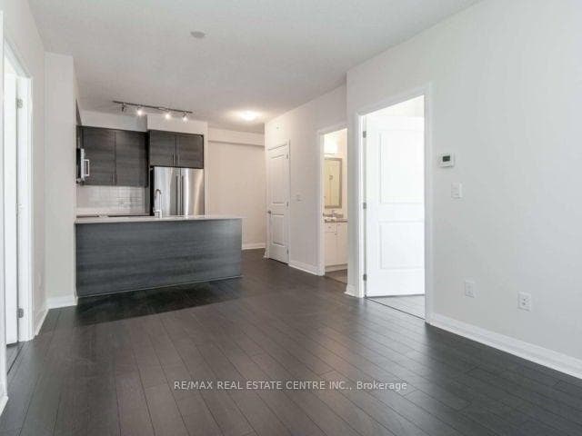 5025 Four Springs Avenue Unit 2408 photo 9