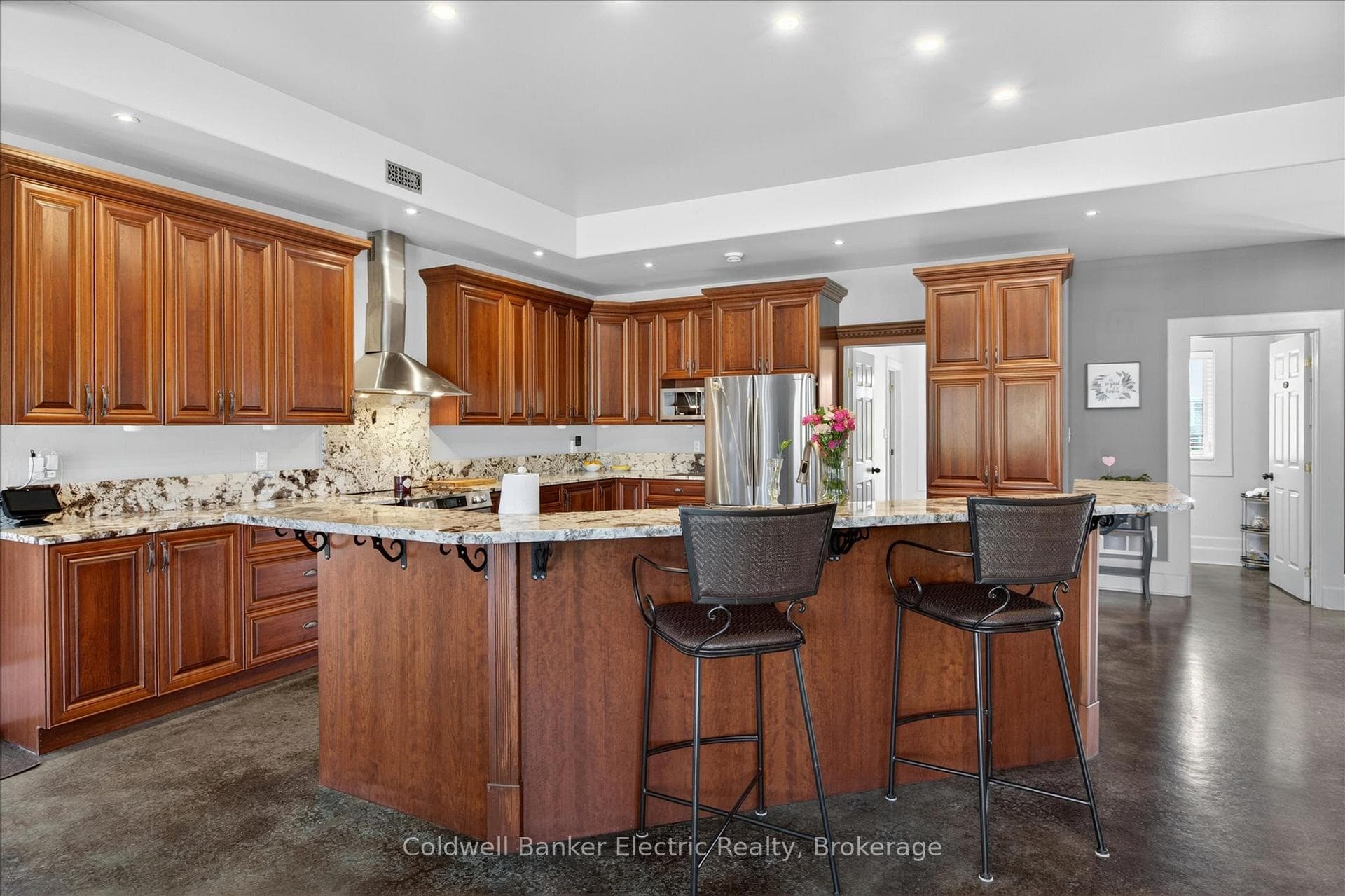 1221 Youngs Cove Road photo 18